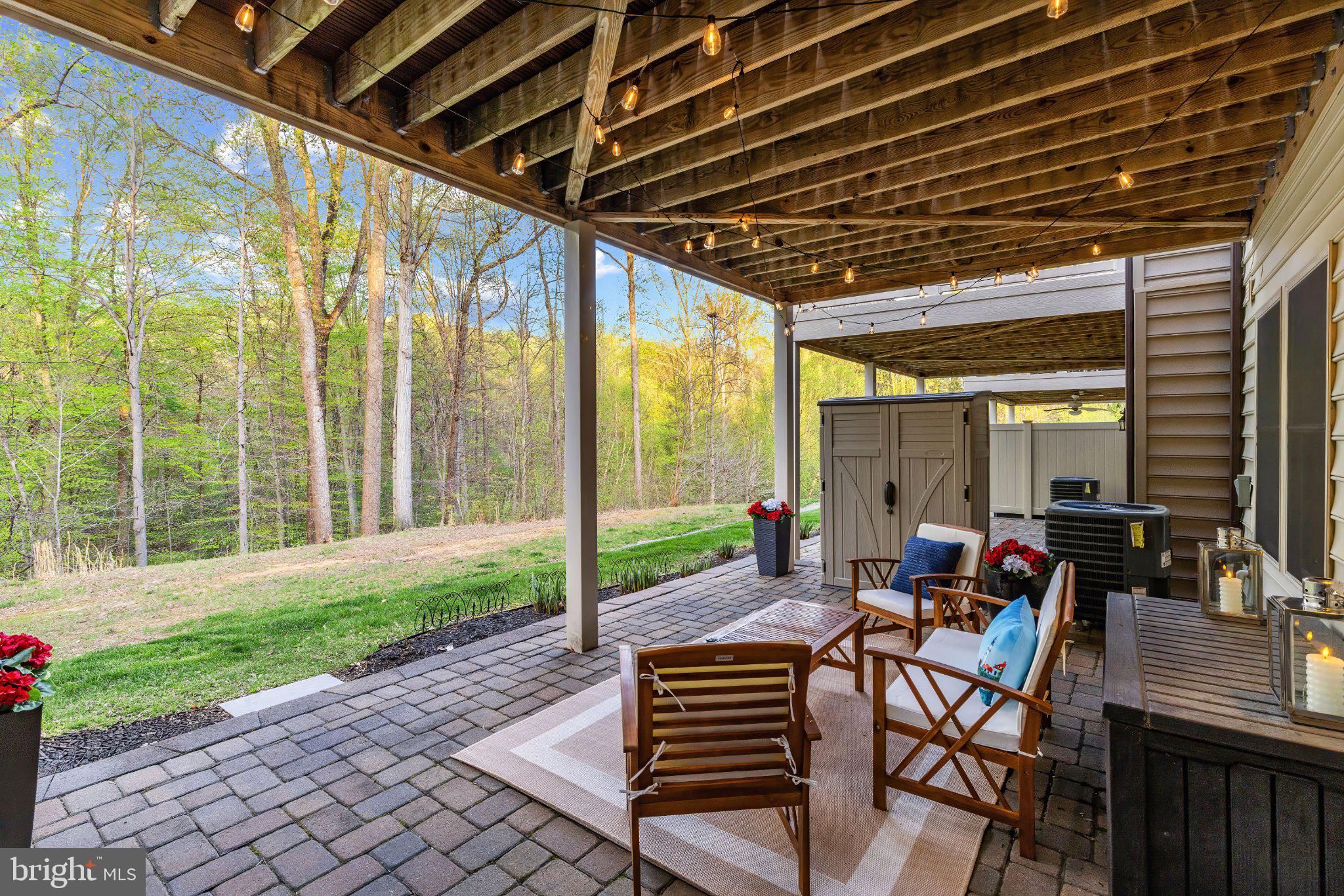 HAWTHORNES GRANT AT BRO - Residential