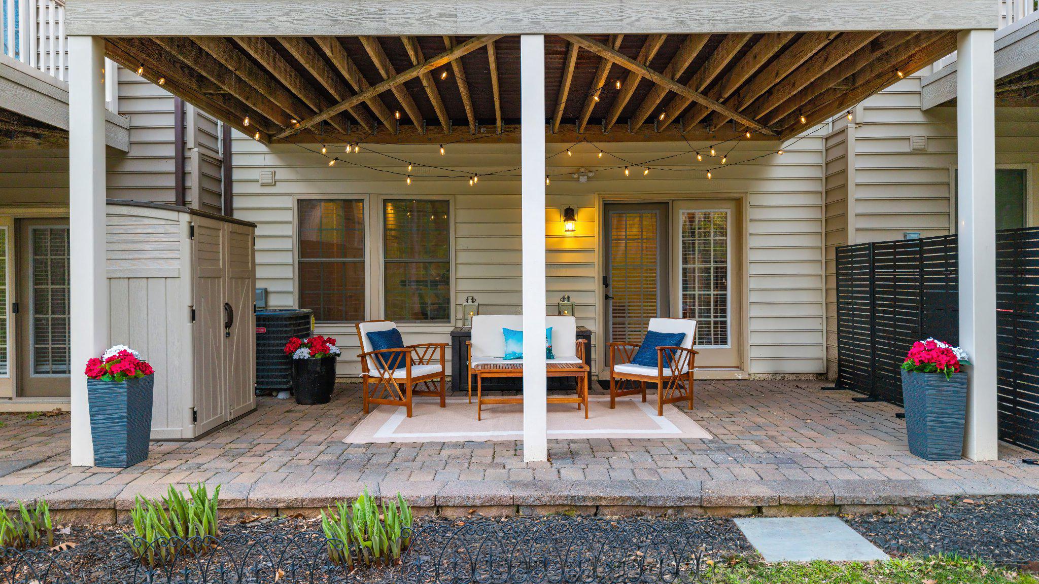 HAWTHORNES GRANT AT BRO - Residential