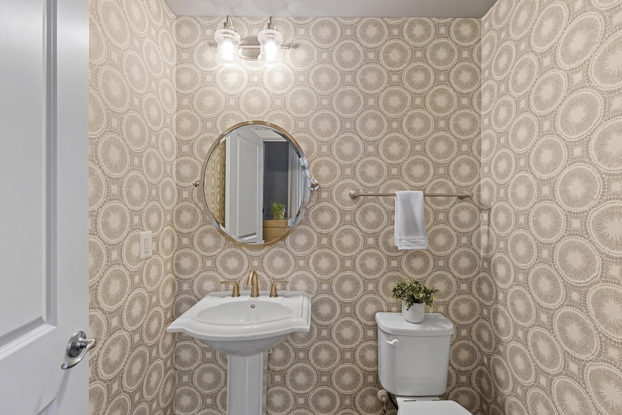 HAWTHORNES GRANT AT BRO - Residential