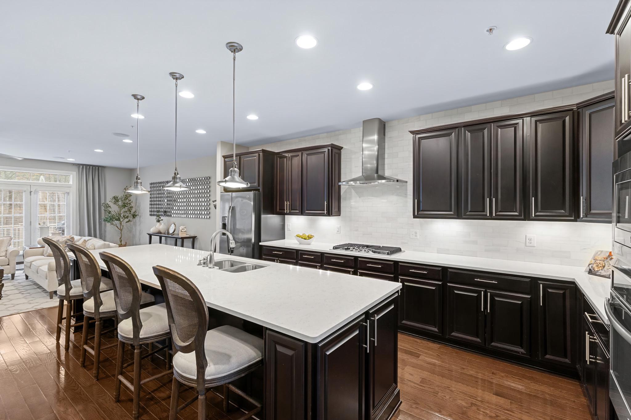 HAWTHORNES GRANT AT BRO - Residential