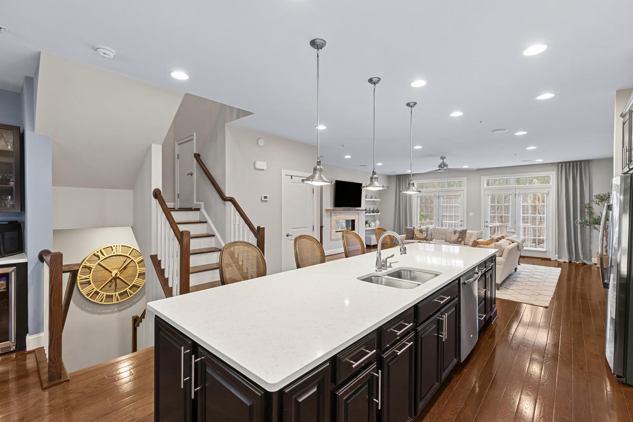 HAWTHORNES GRANT AT BRO - Residential