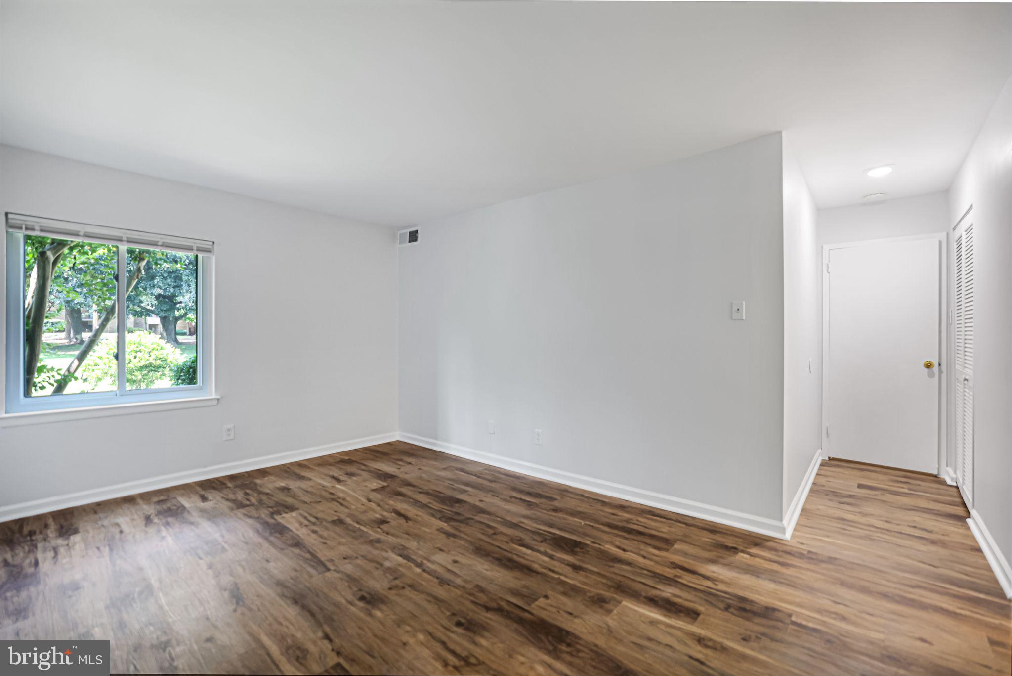 CHERRY GLEN CONDOS - Residential