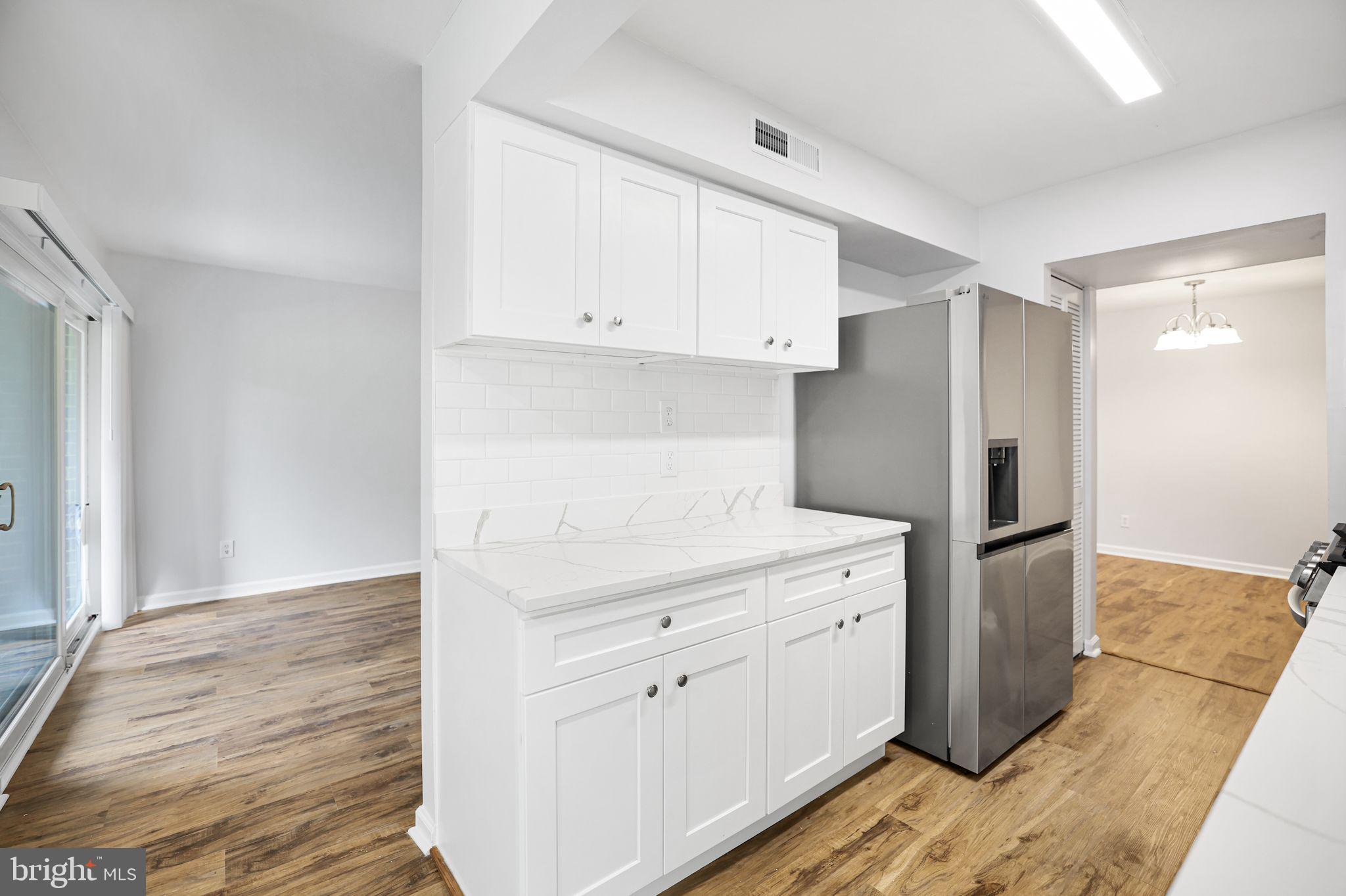 CHERRY GLEN CONDOS - Residential