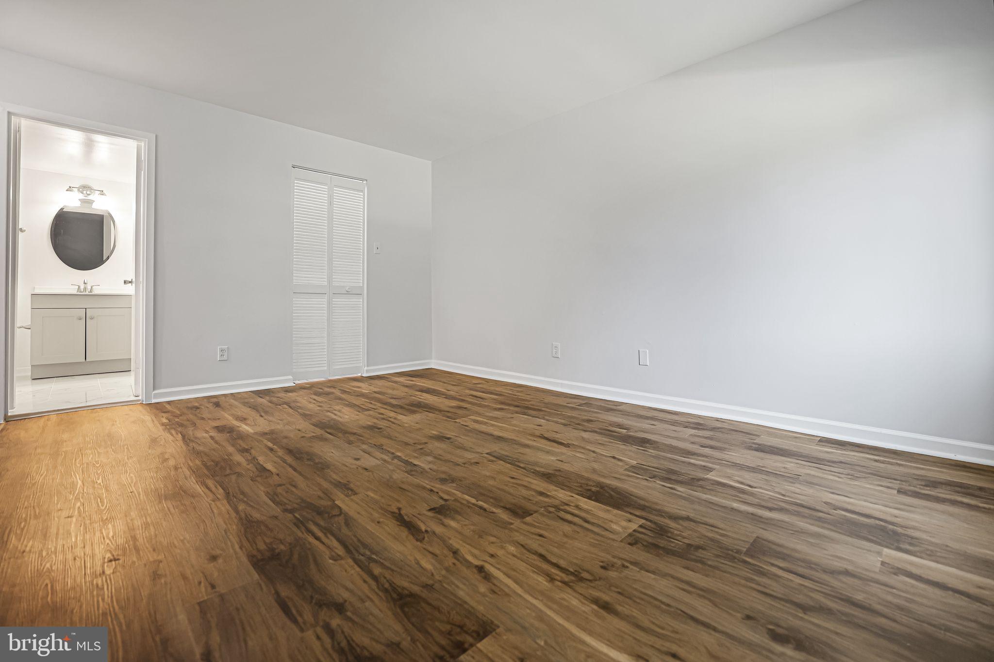 CHERRY GLEN CONDOS - Residential