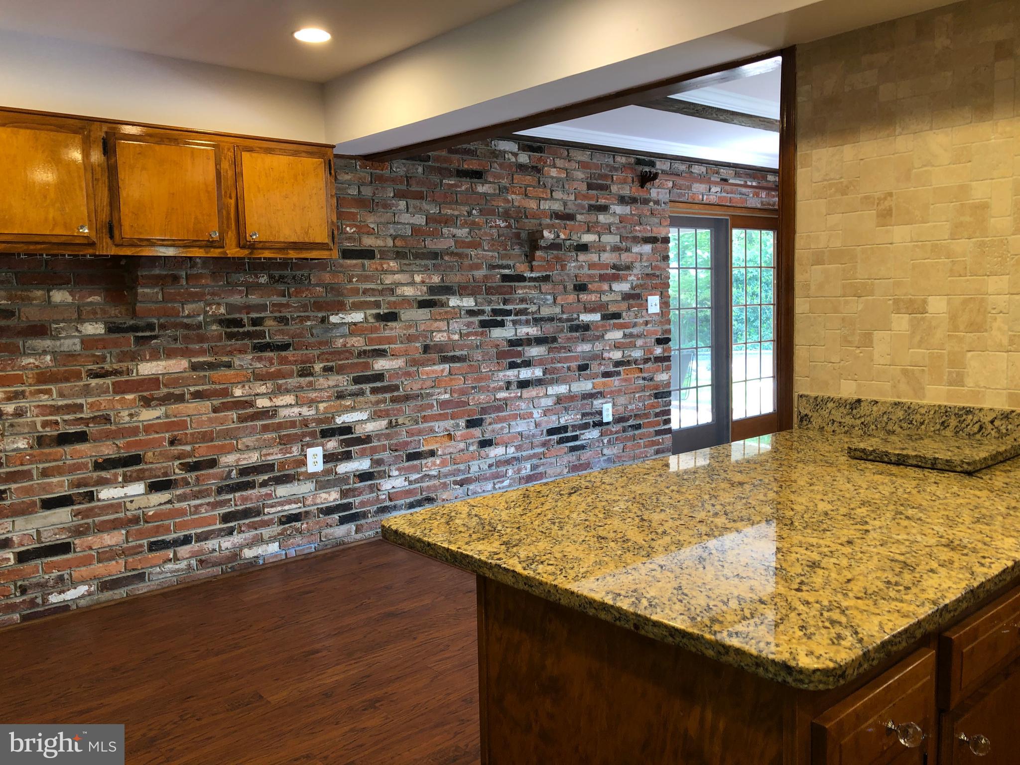 MONTPELIER - Residential