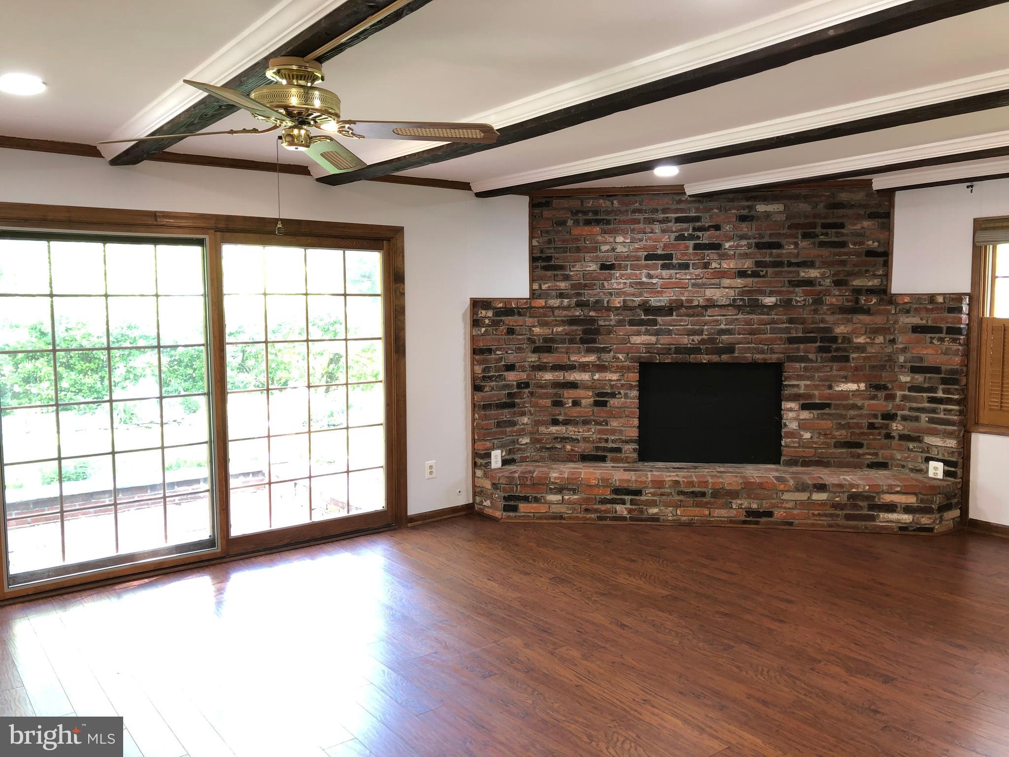 MONTPELIER - Residential