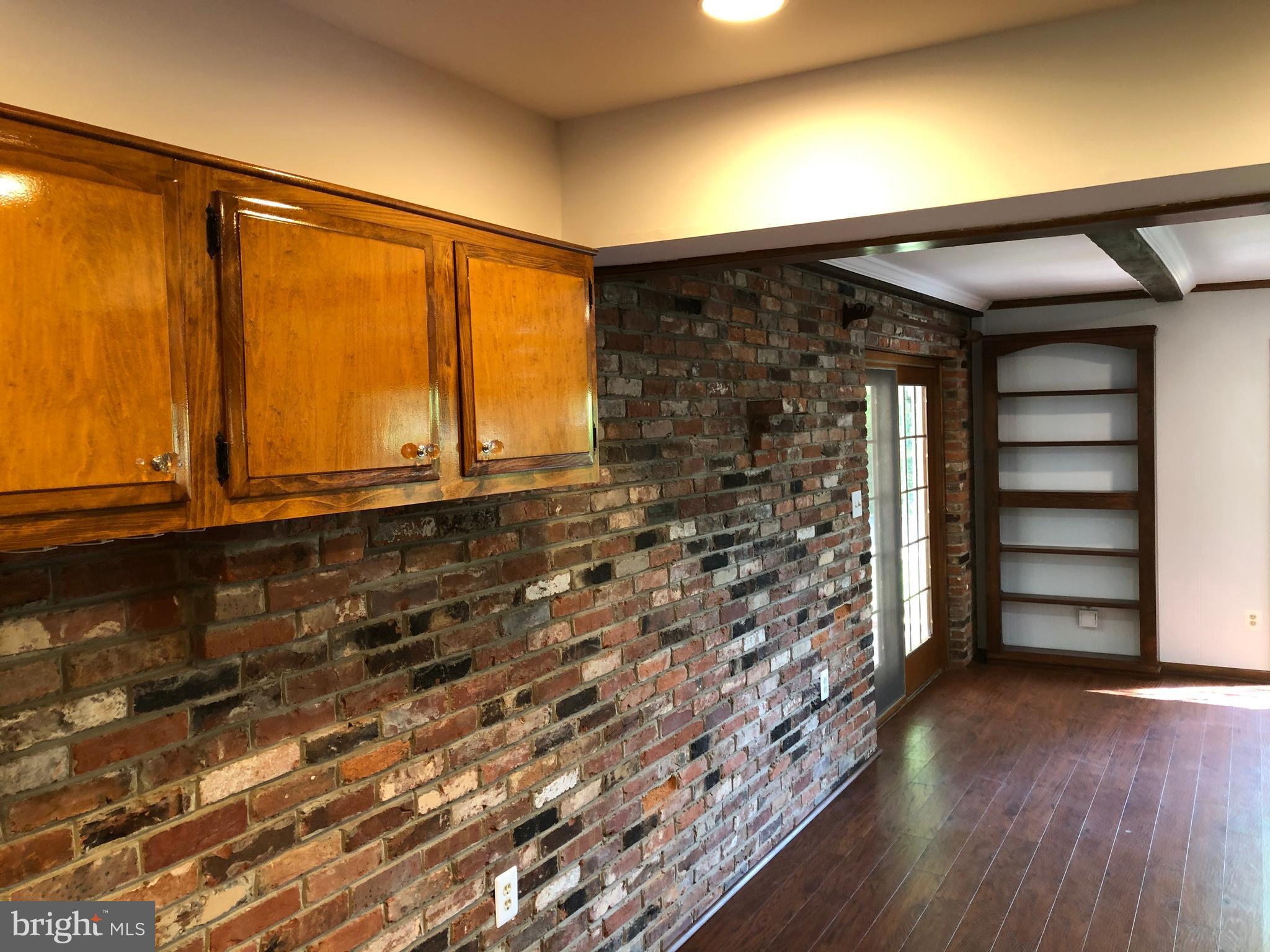 MONTPELIER - Residential