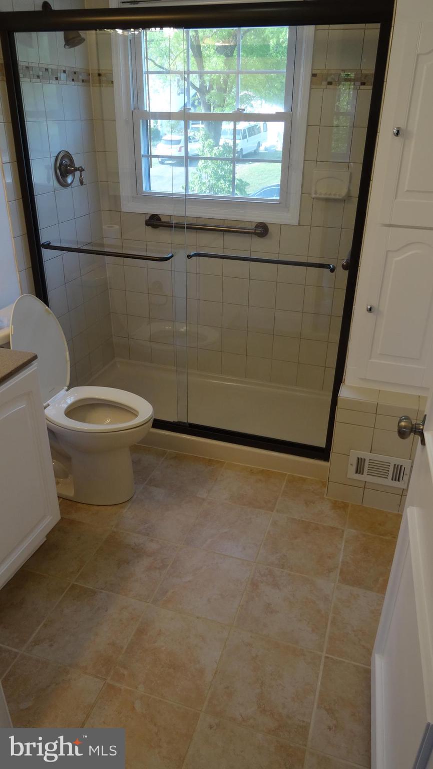 MONTPELIER - Residential