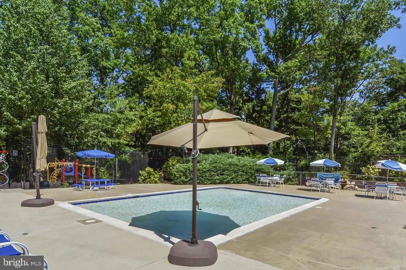 MONTPELIER - Residential