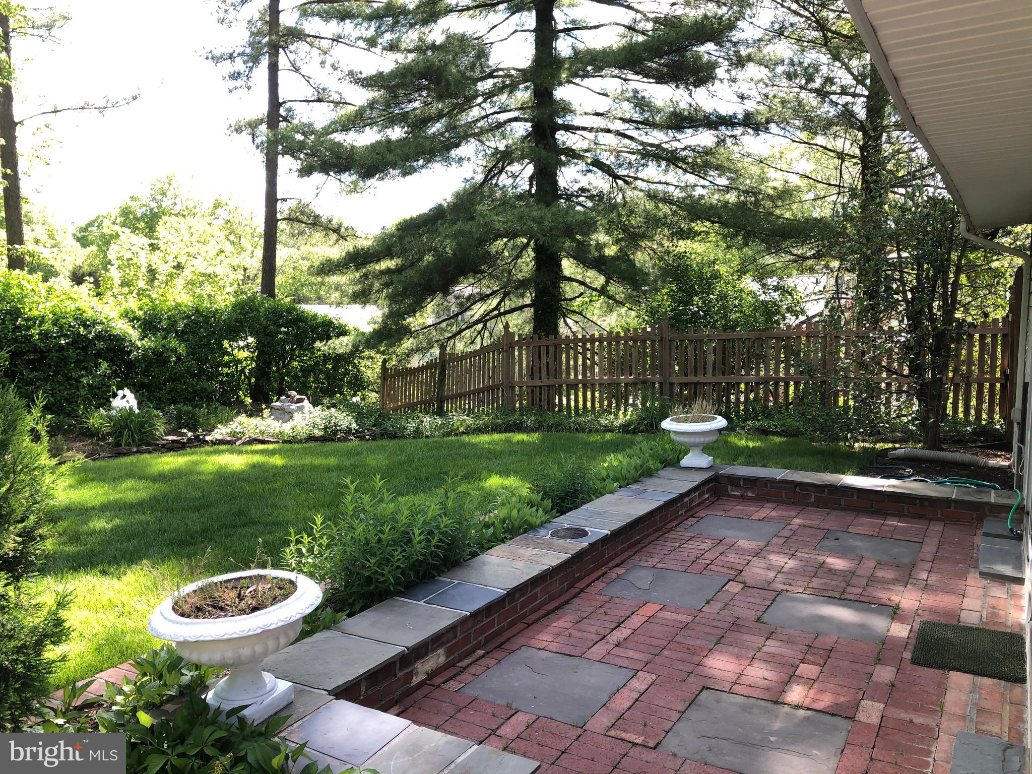 MONTPELIER - Residential