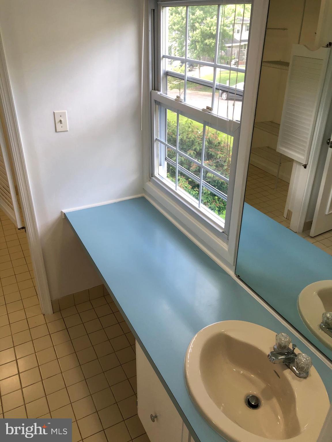 MONTPELIER - Residential