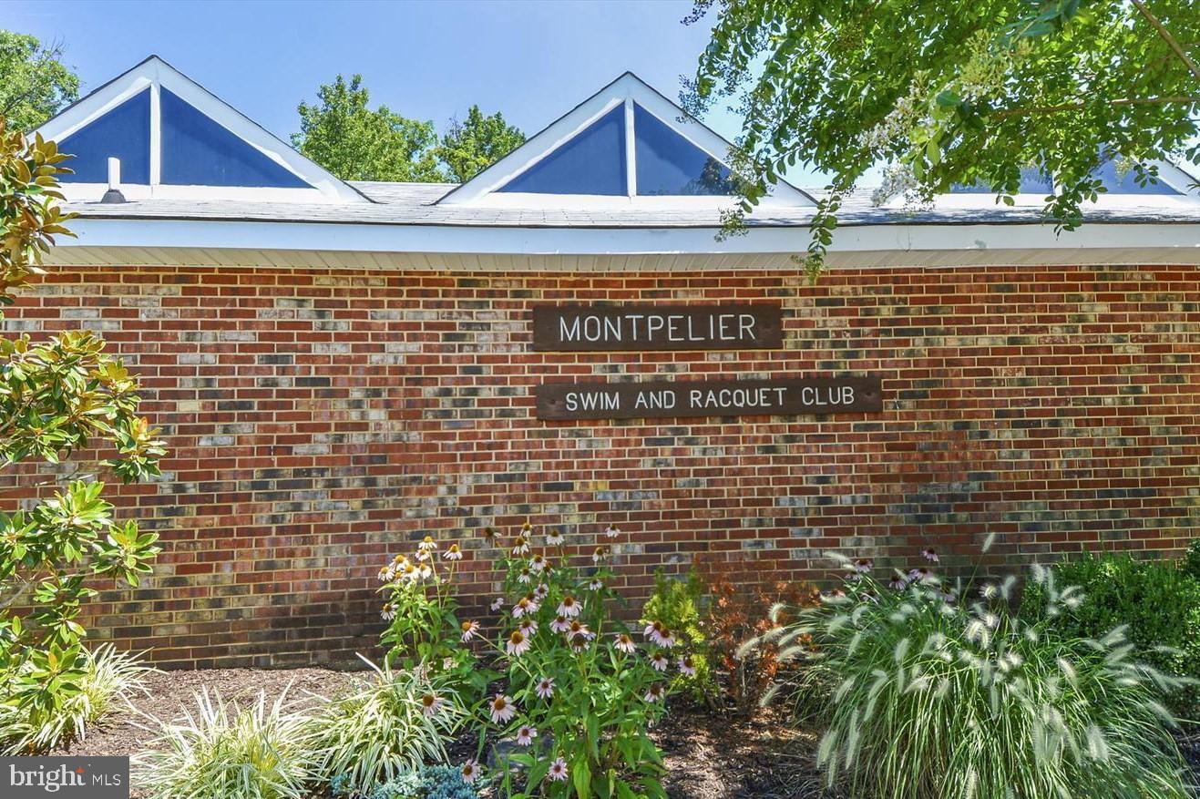 MONTPELIER - Residential