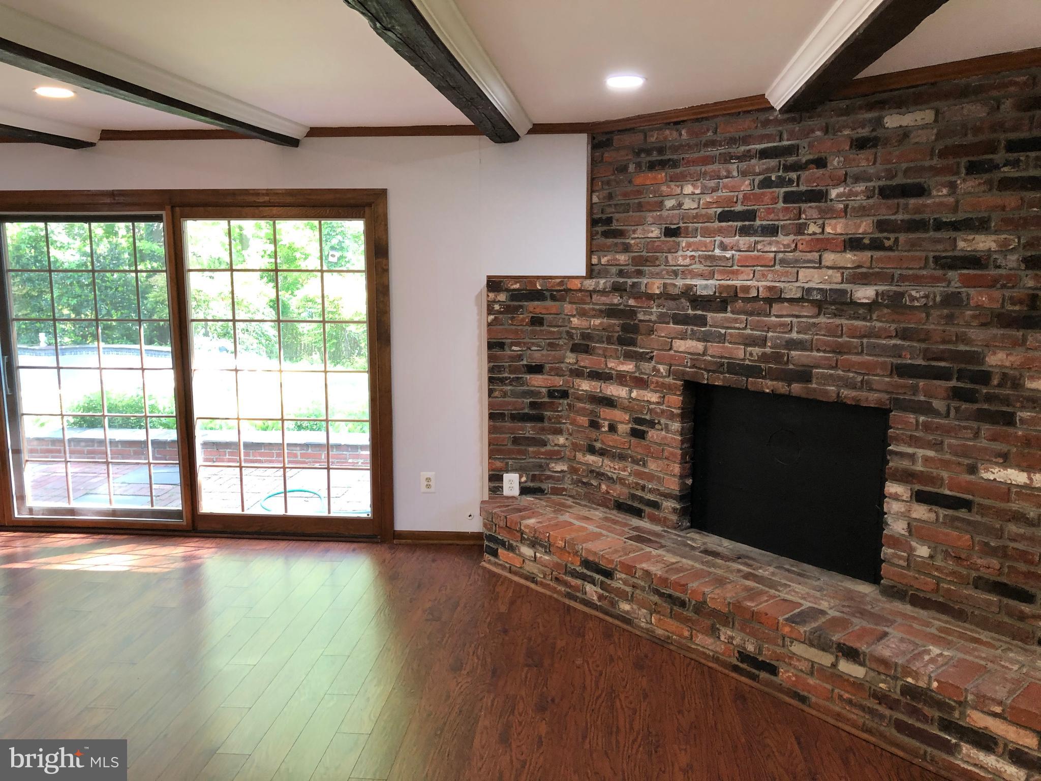 MONTPELIER - Residential