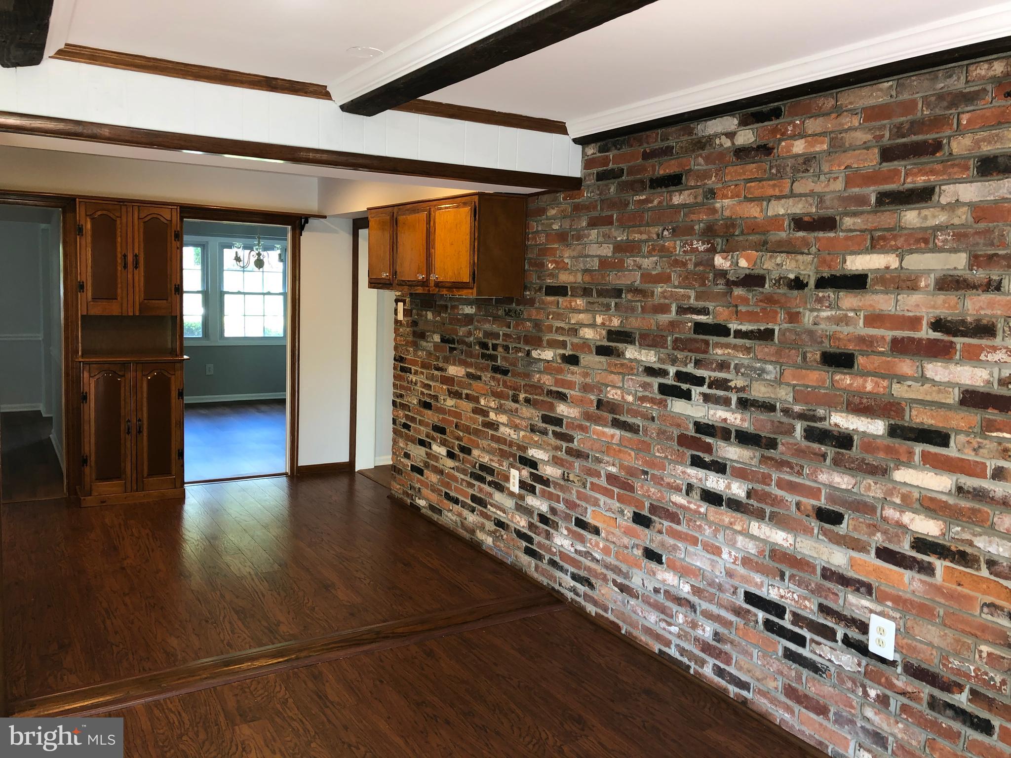 MONTPELIER - Residential