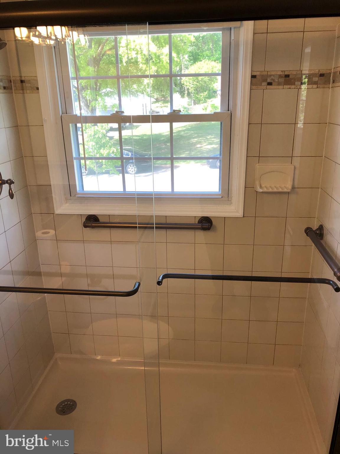 MONTPELIER - Residential