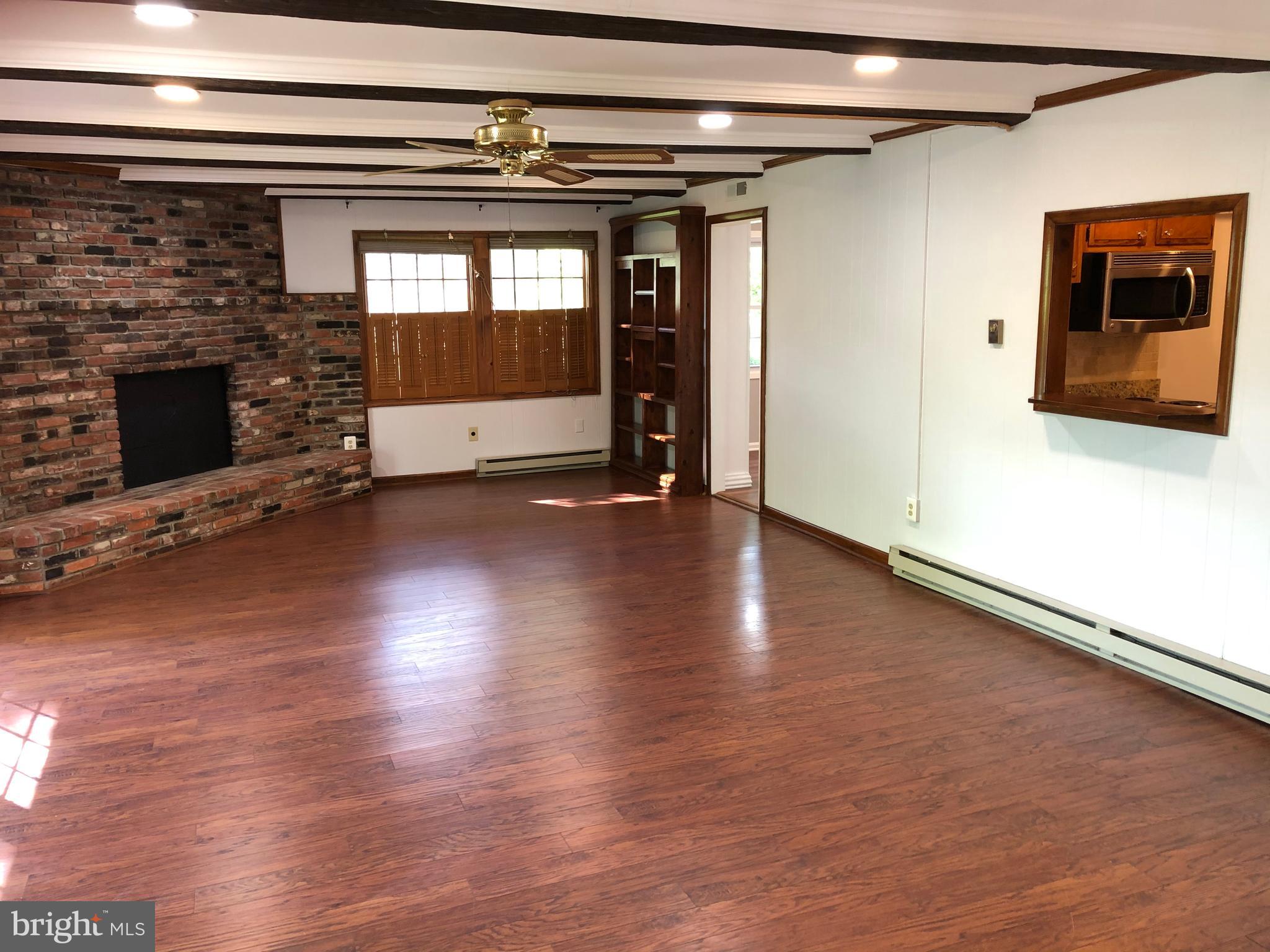 MONTPELIER - Residential