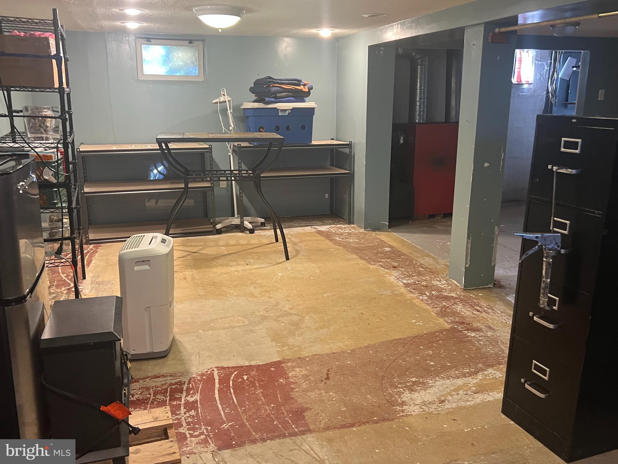 HALFWAY - Residential