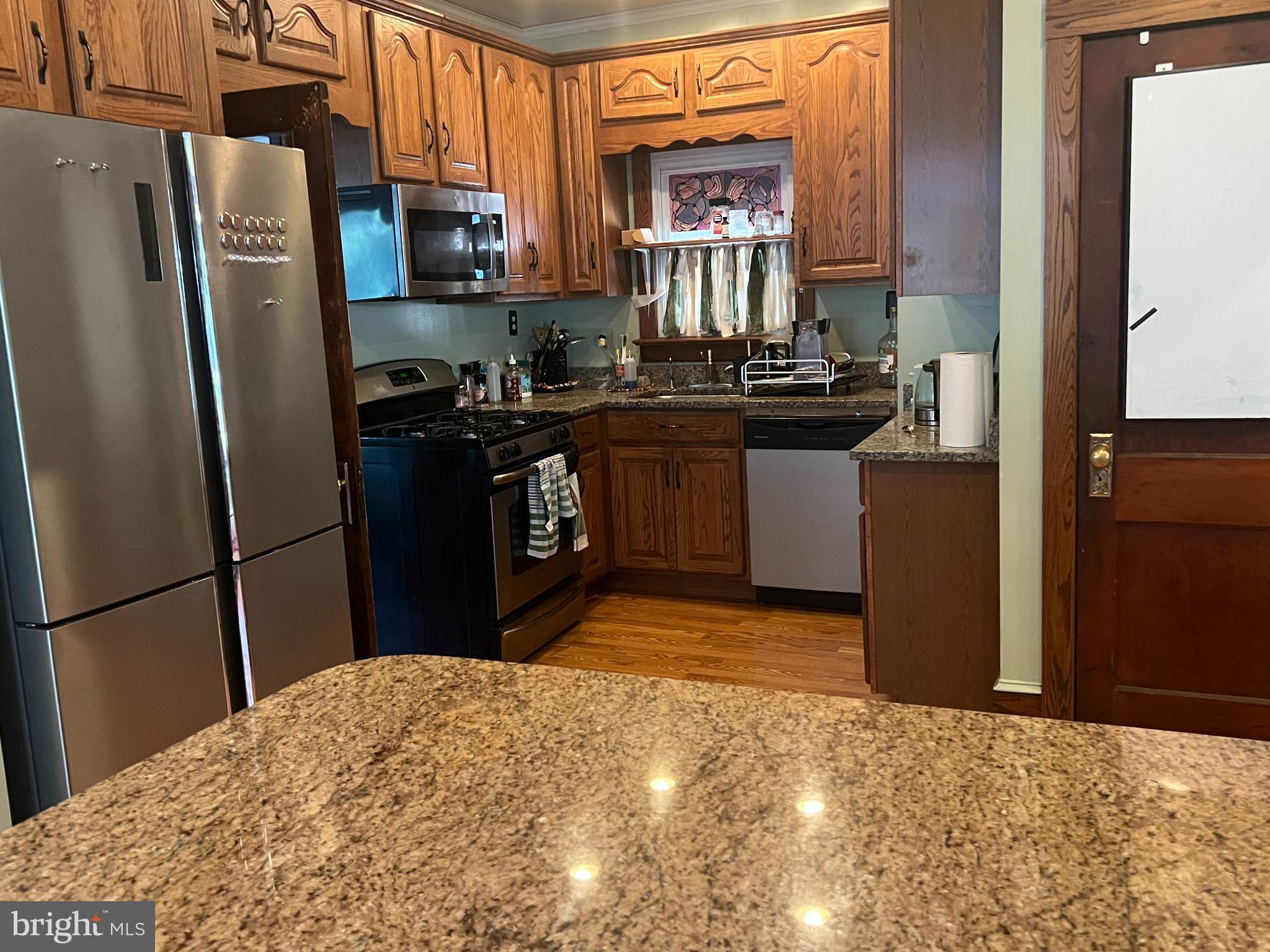 HALFWAY - Residential