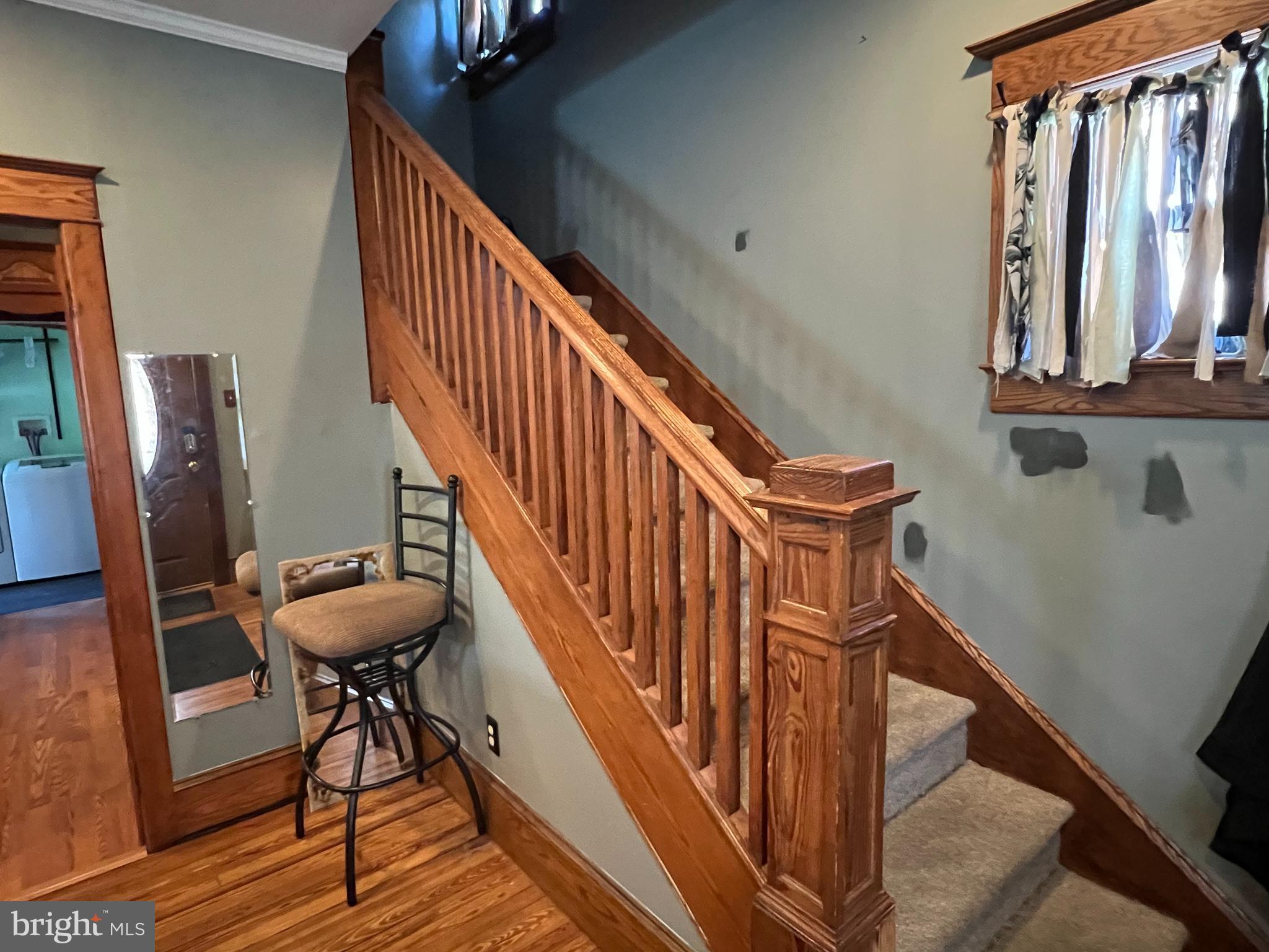 HALFWAY - Residential