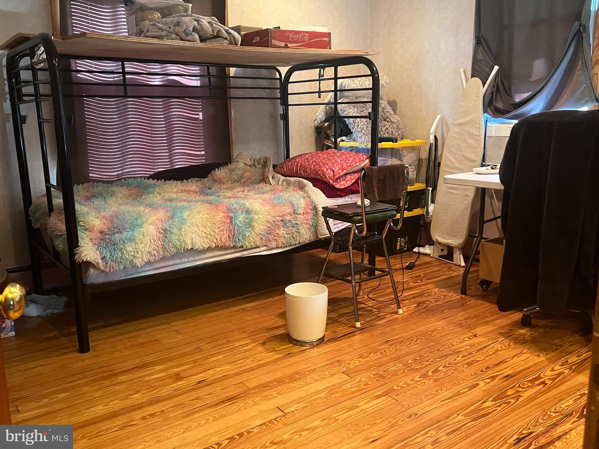 HALFWAY - Residential