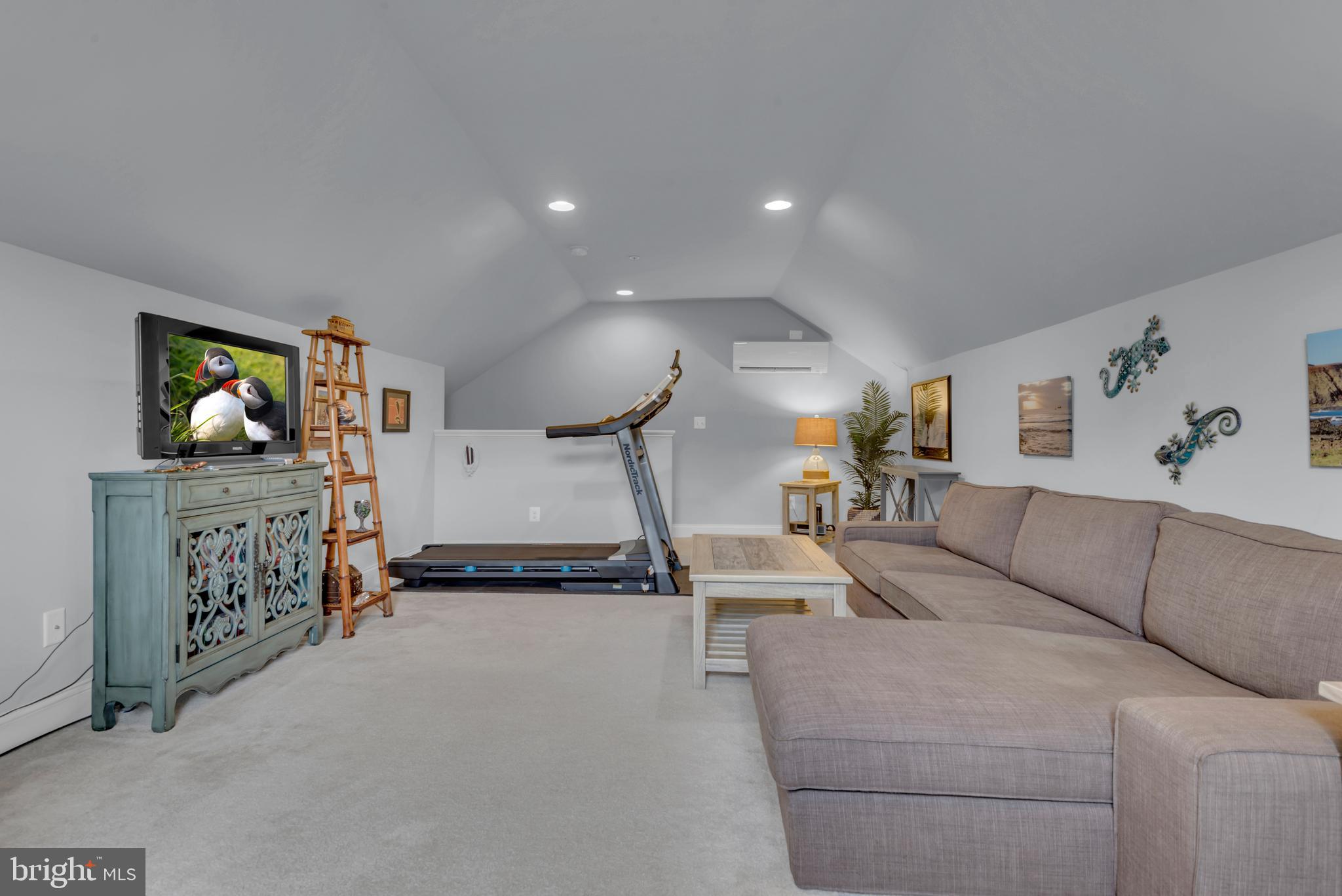 GIBSONS GRANT - Residential