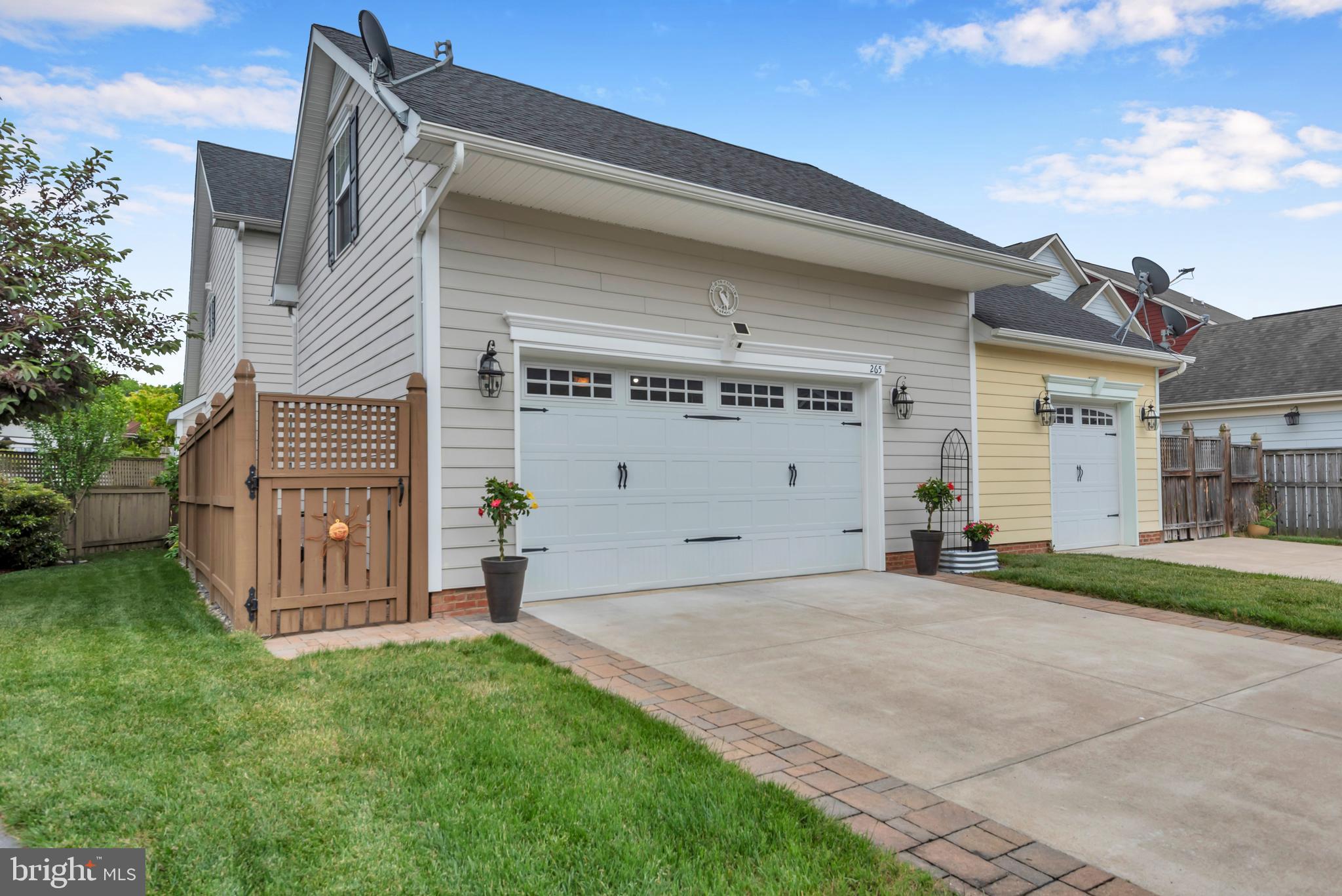 GIBSONS GRANT - Residential