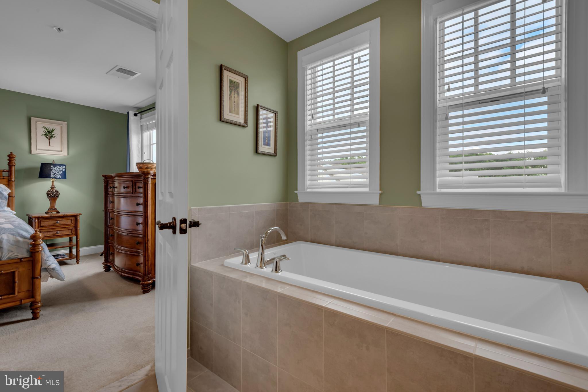 GIBSONS GRANT - Residential