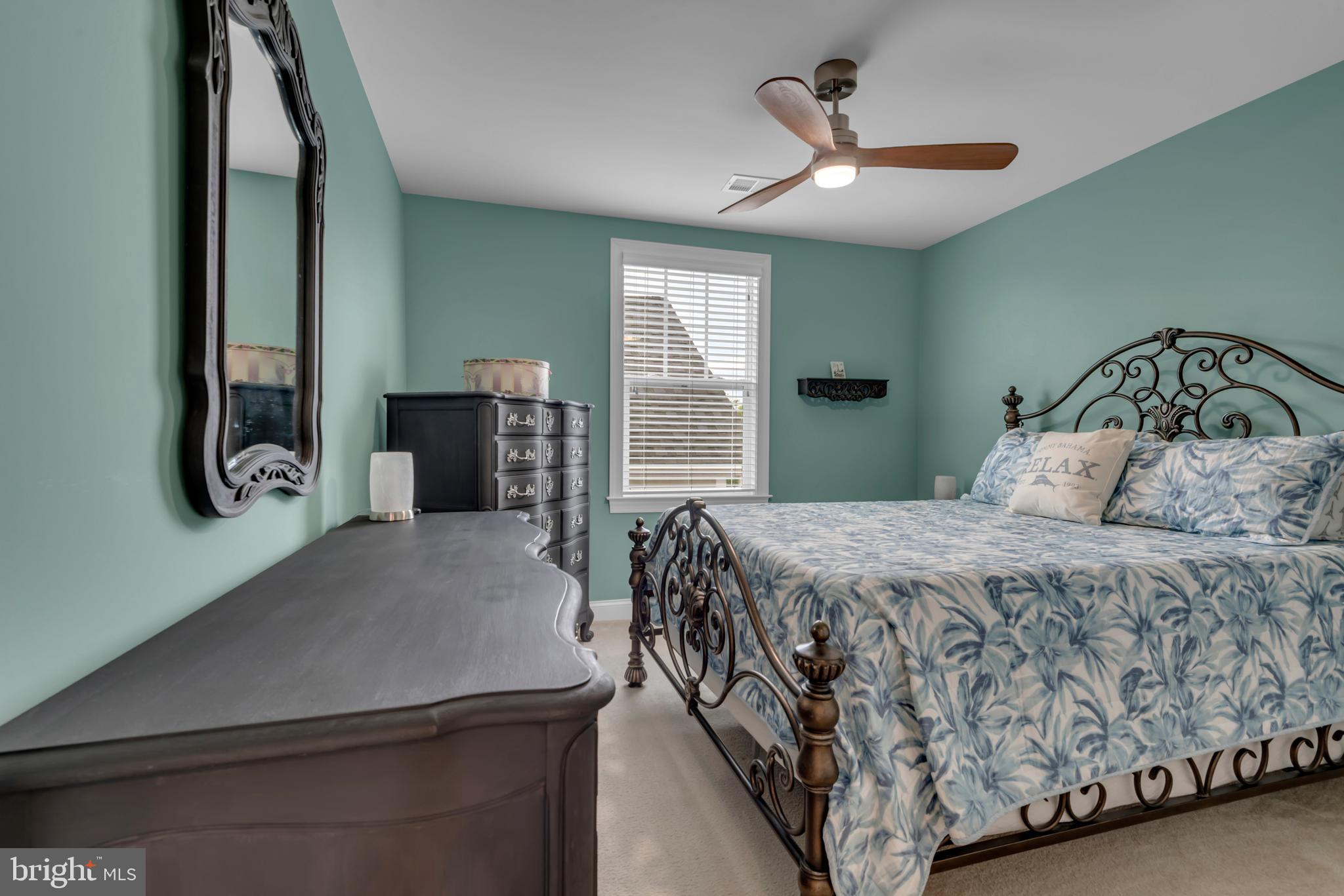 GIBSONS GRANT - Residential