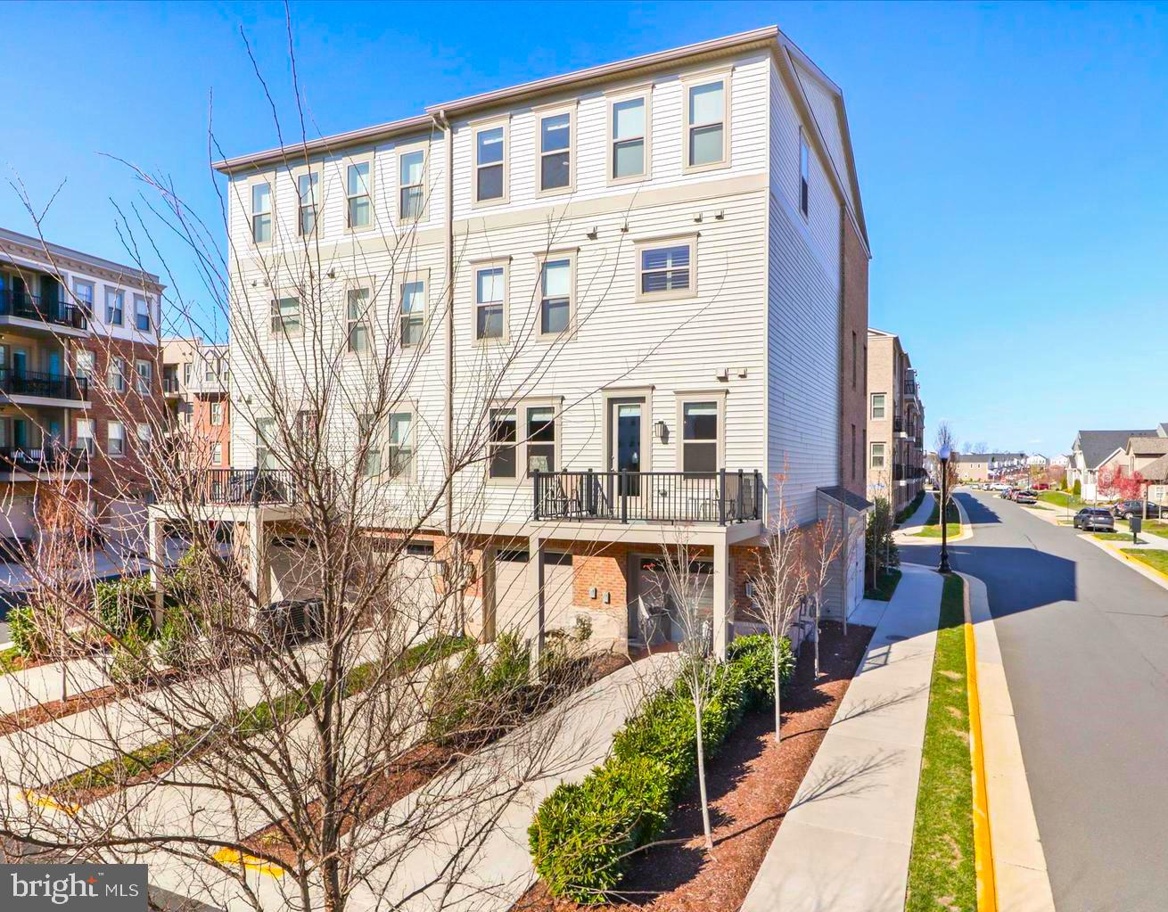 BIRCHWOOD AT BRAMBLETON - Residential