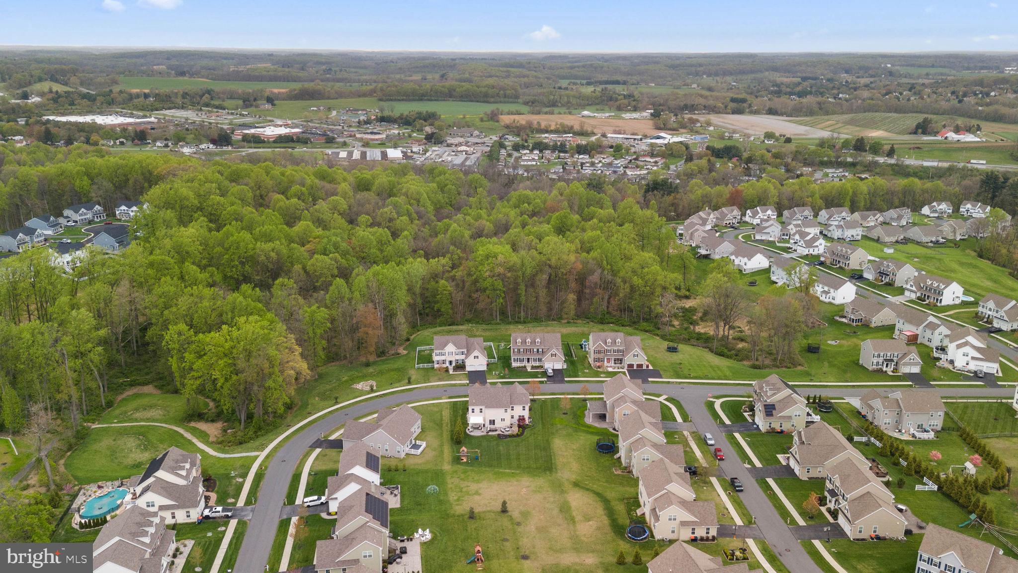 HILLS OF LONDON GROV - Residential