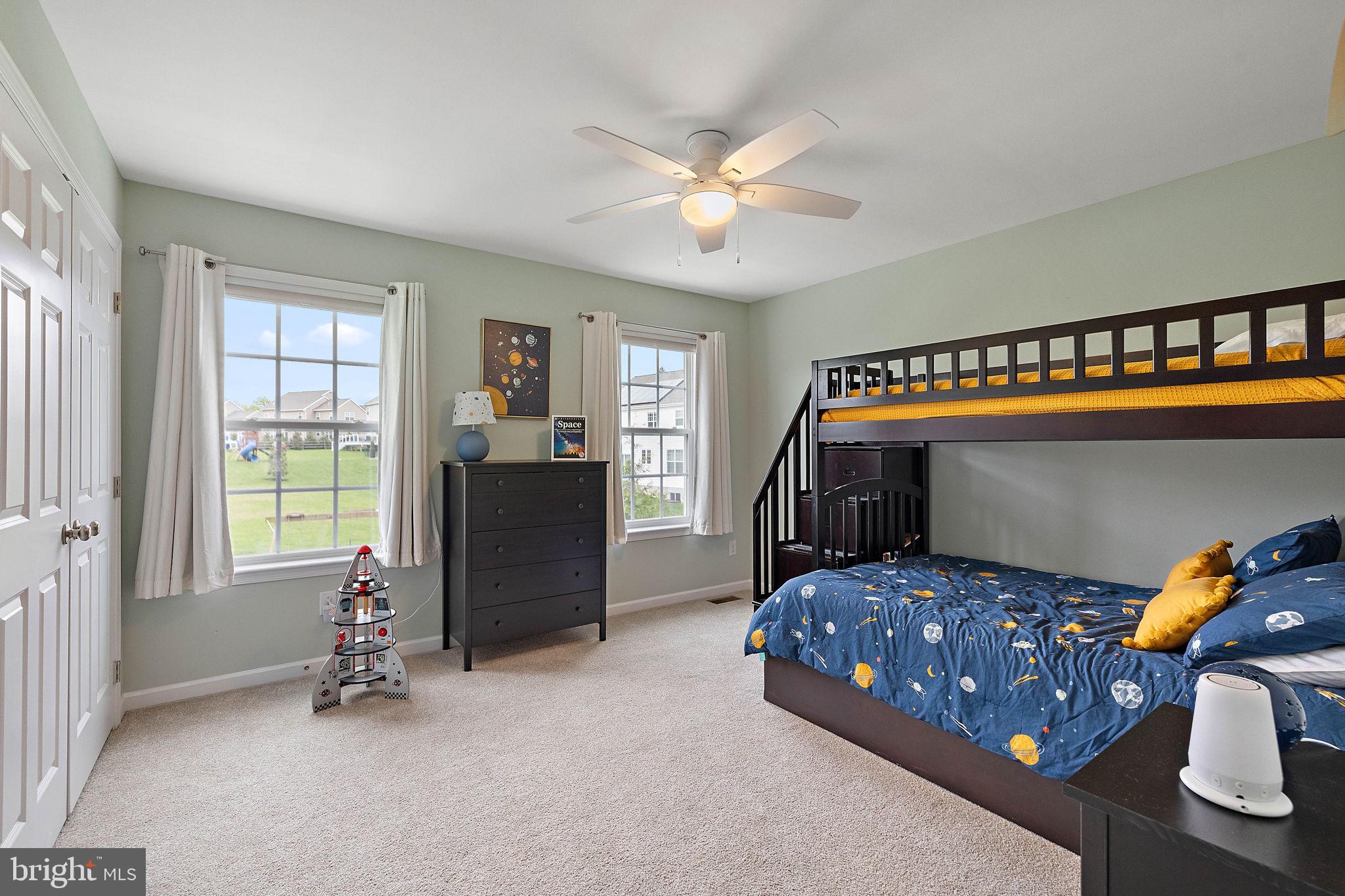 HILLS OF LONDON GROV - Residential