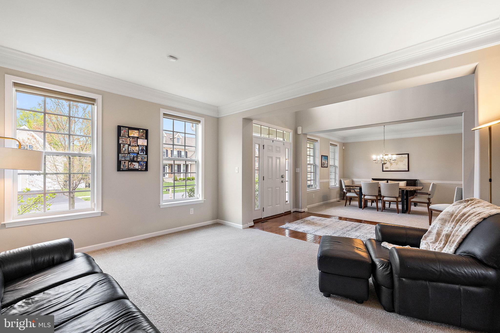 HILLS OF LONDON GROV - Residential