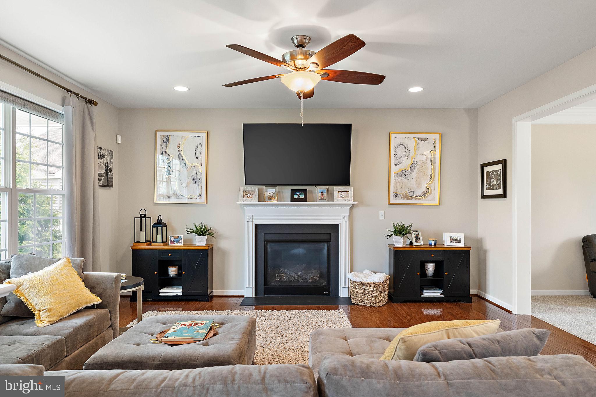 HILLS OF LONDON GROV - Residential