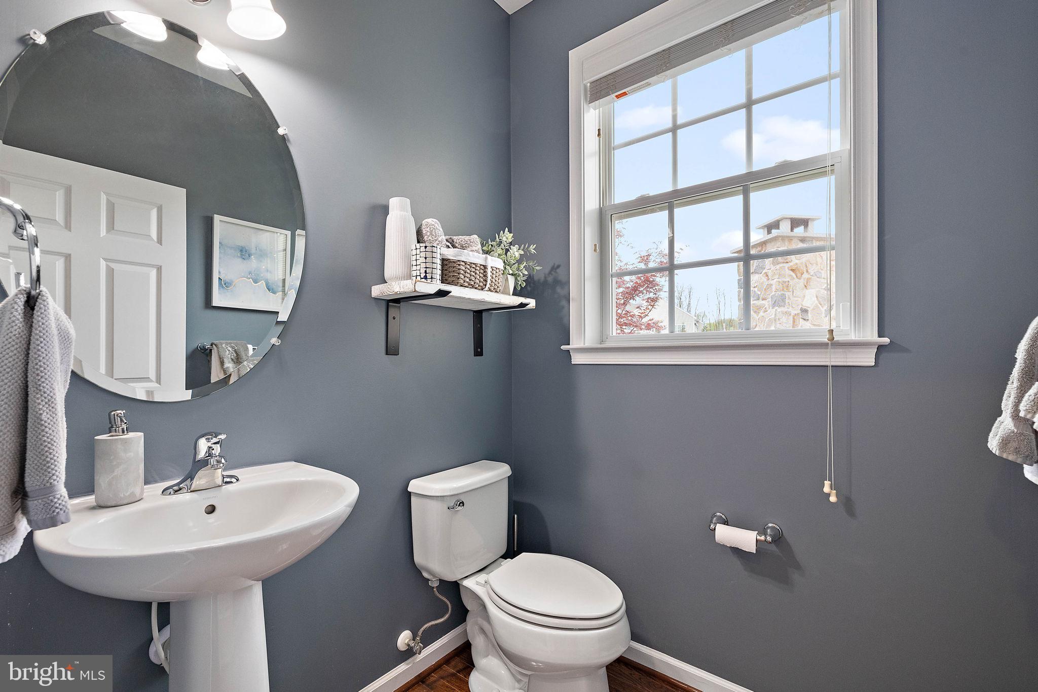 HILLS OF LONDON GROV - Residential