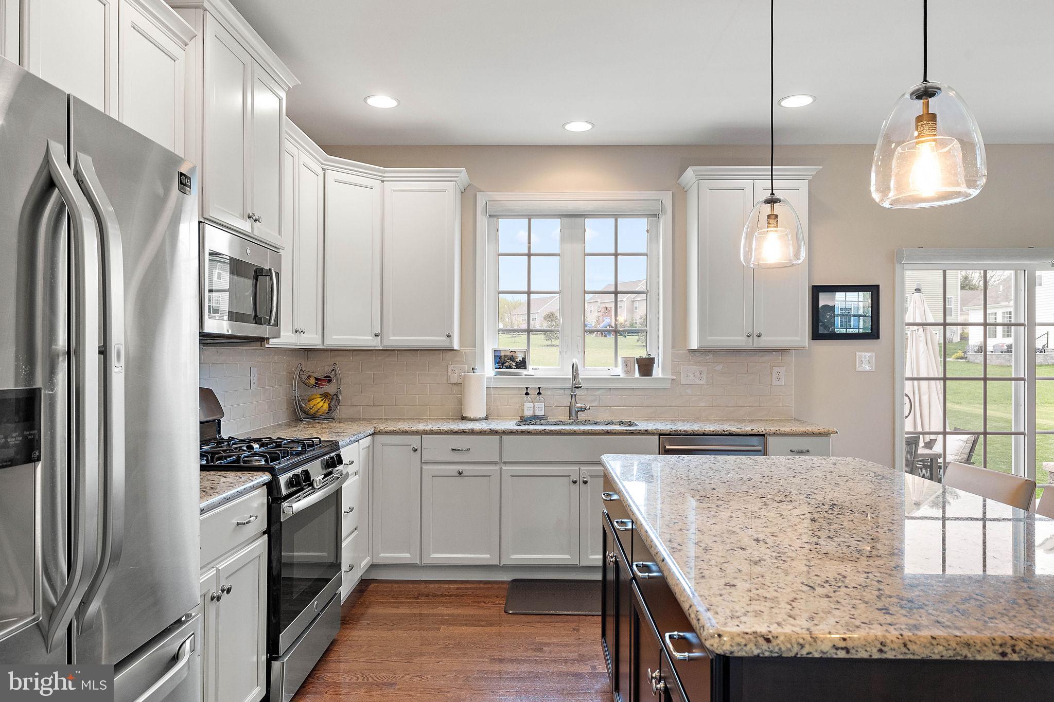 HILLS OF LONDON GROV - Residential