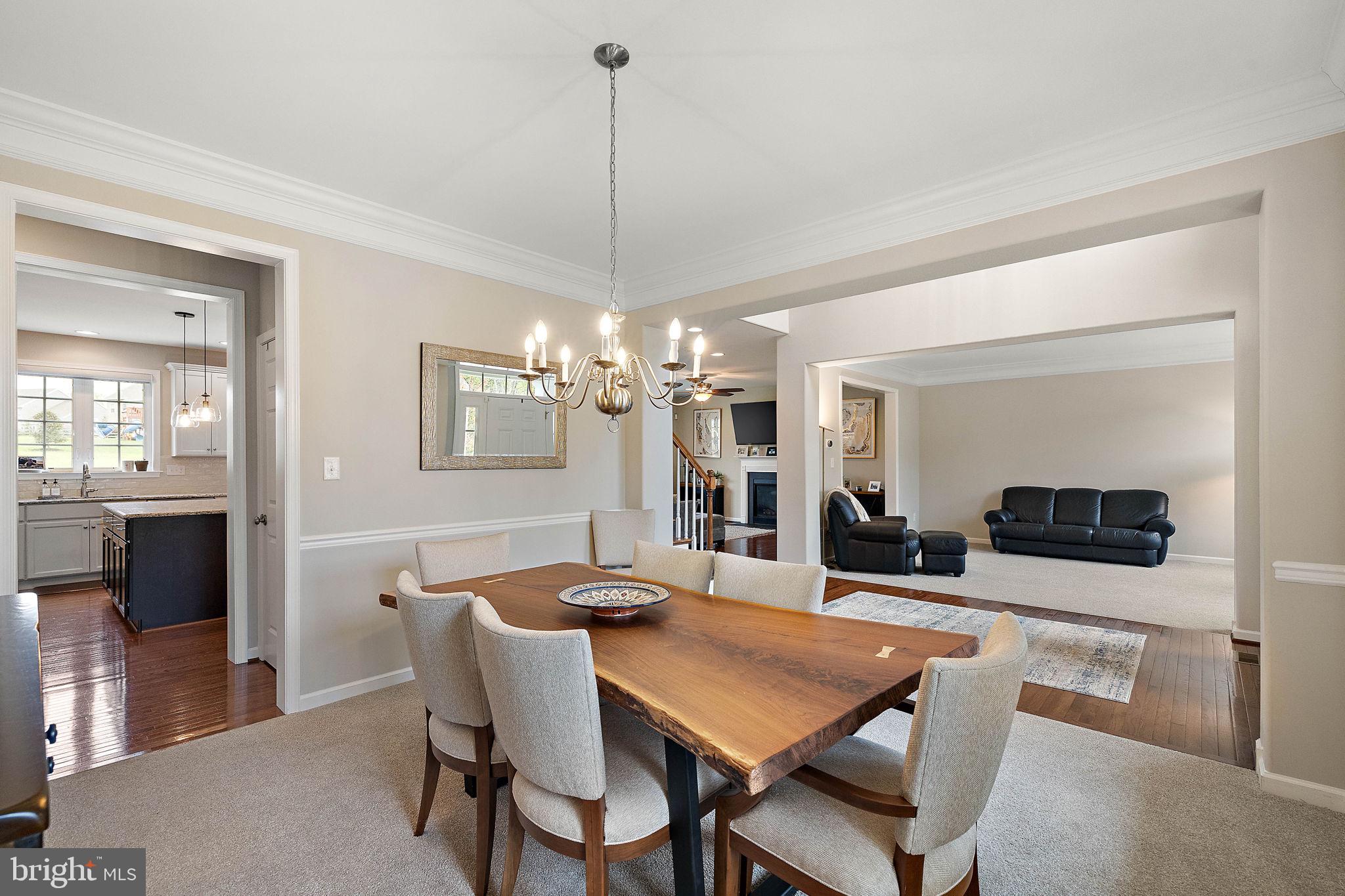 HILLS OF LONDON GROV - Residential