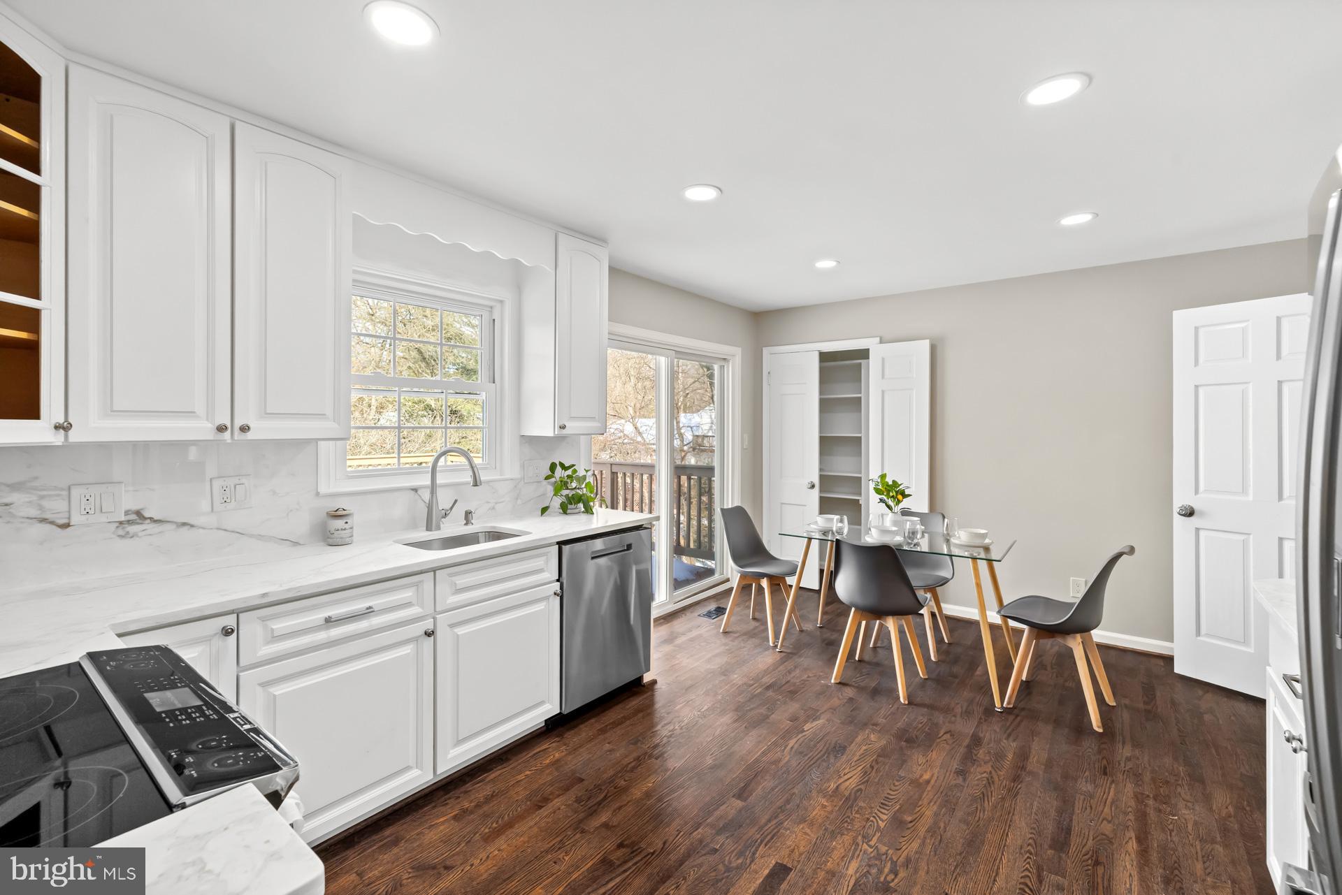 COLESVILLE - Residential