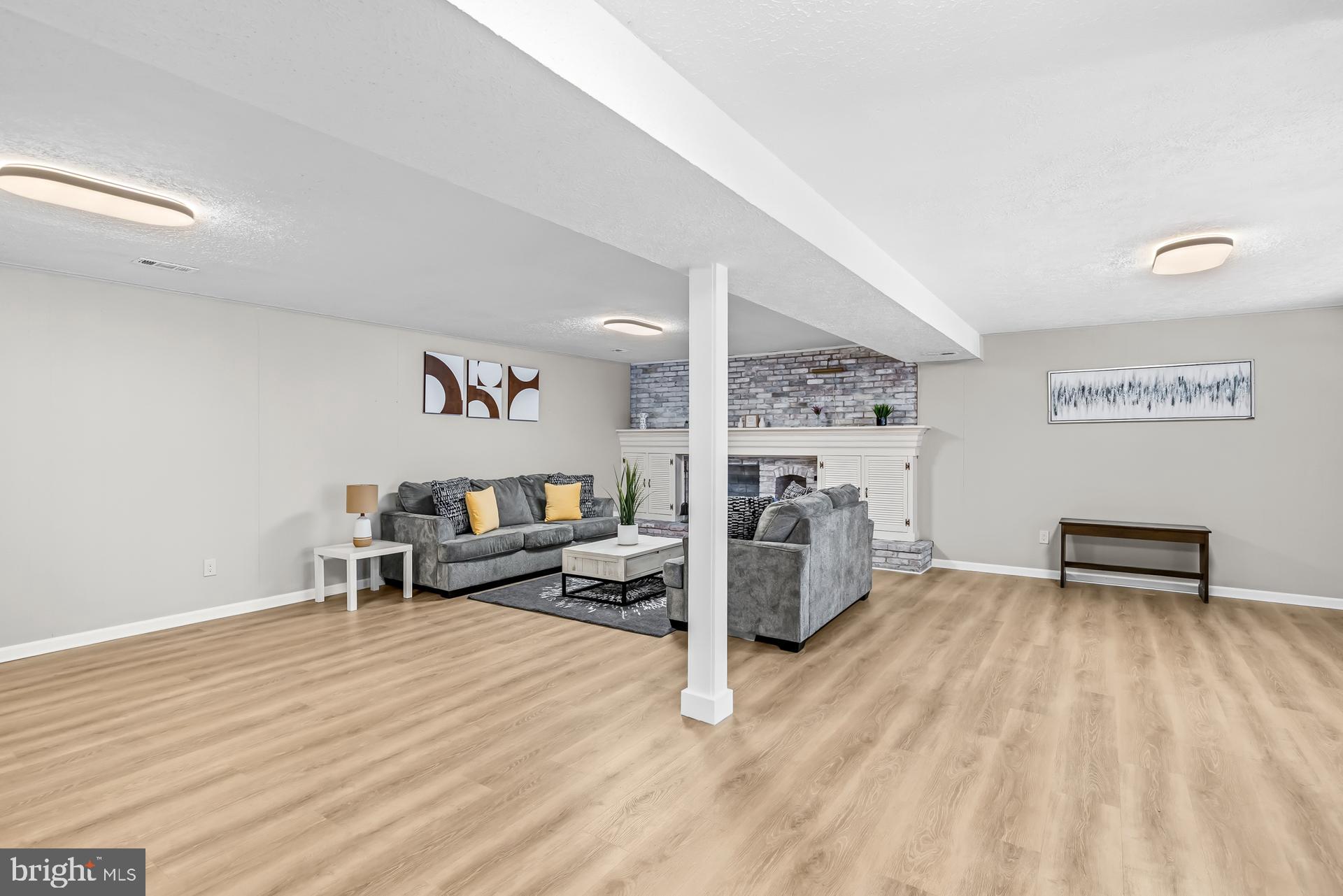 COLESVILLE - Residential