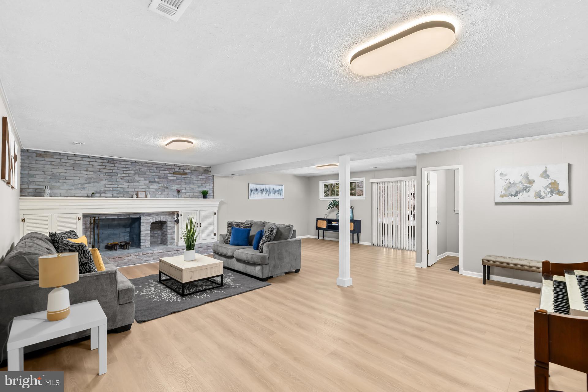 COLESVILLE - Residential