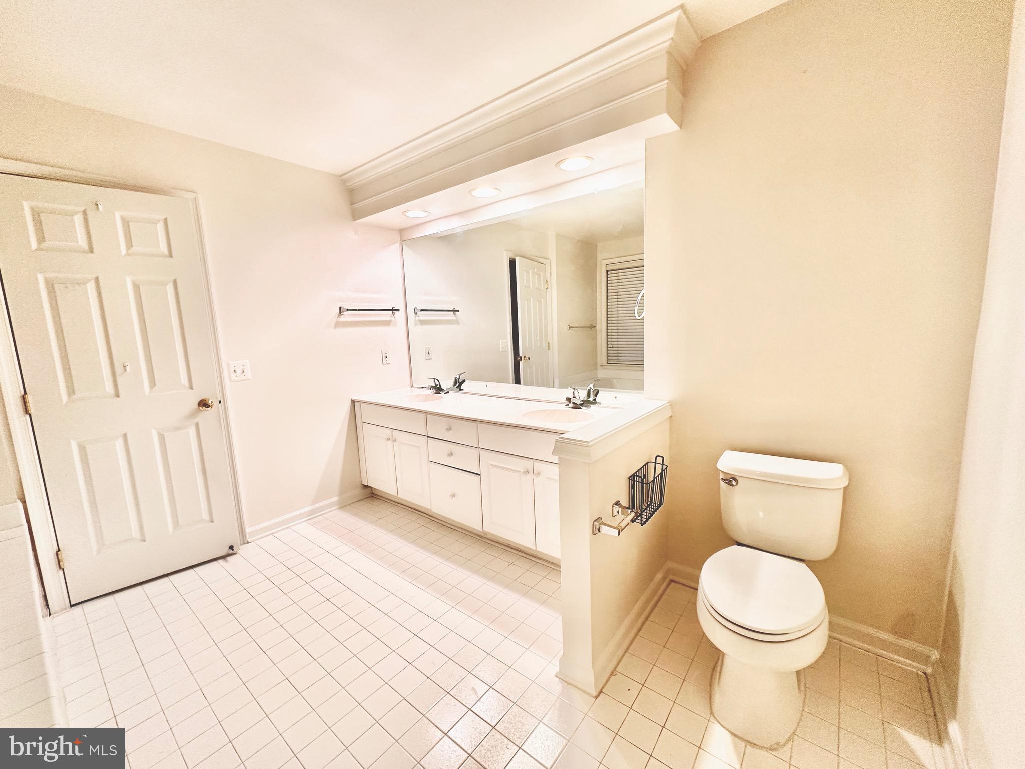 STONEGATE - Residential Lease