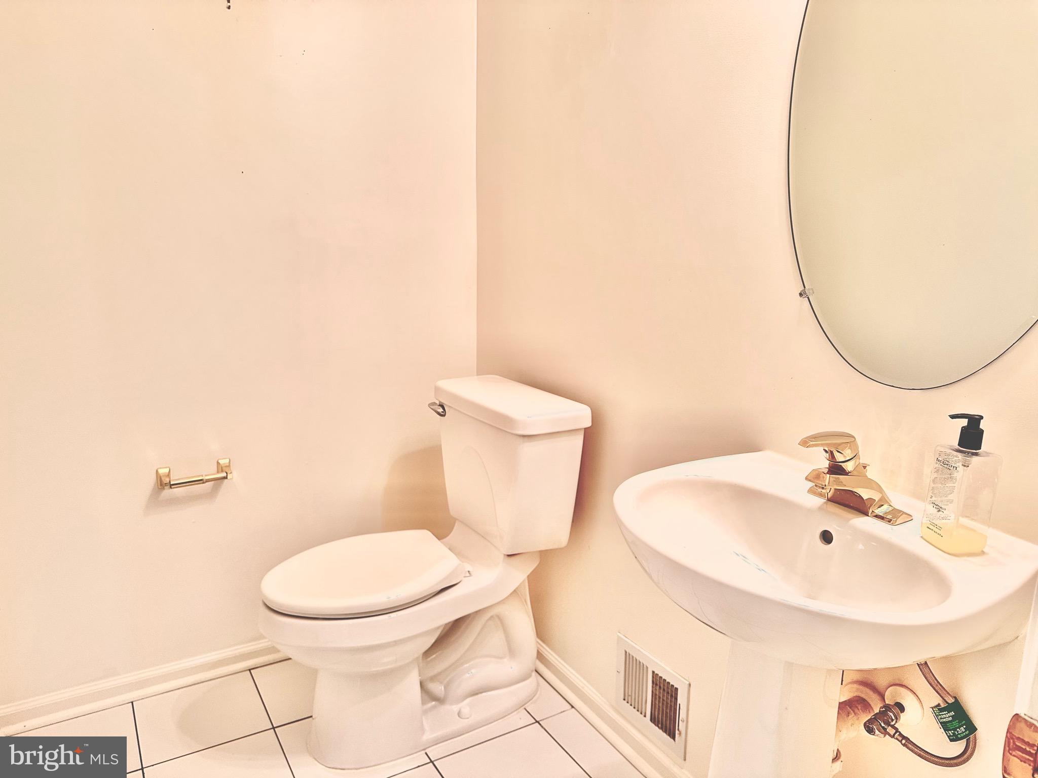 STONEGATE - Residential Lease