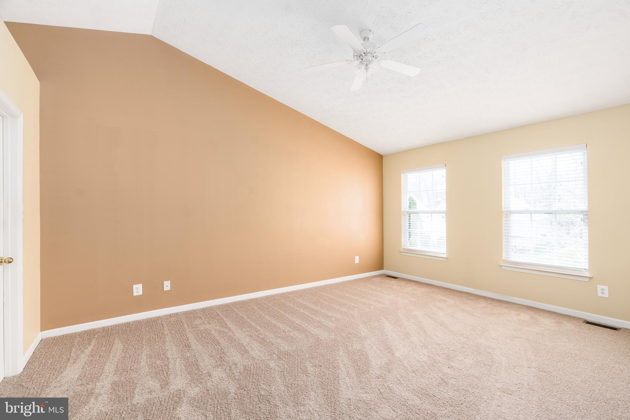 CLUB AT PATRIOTS GLEN - Residential