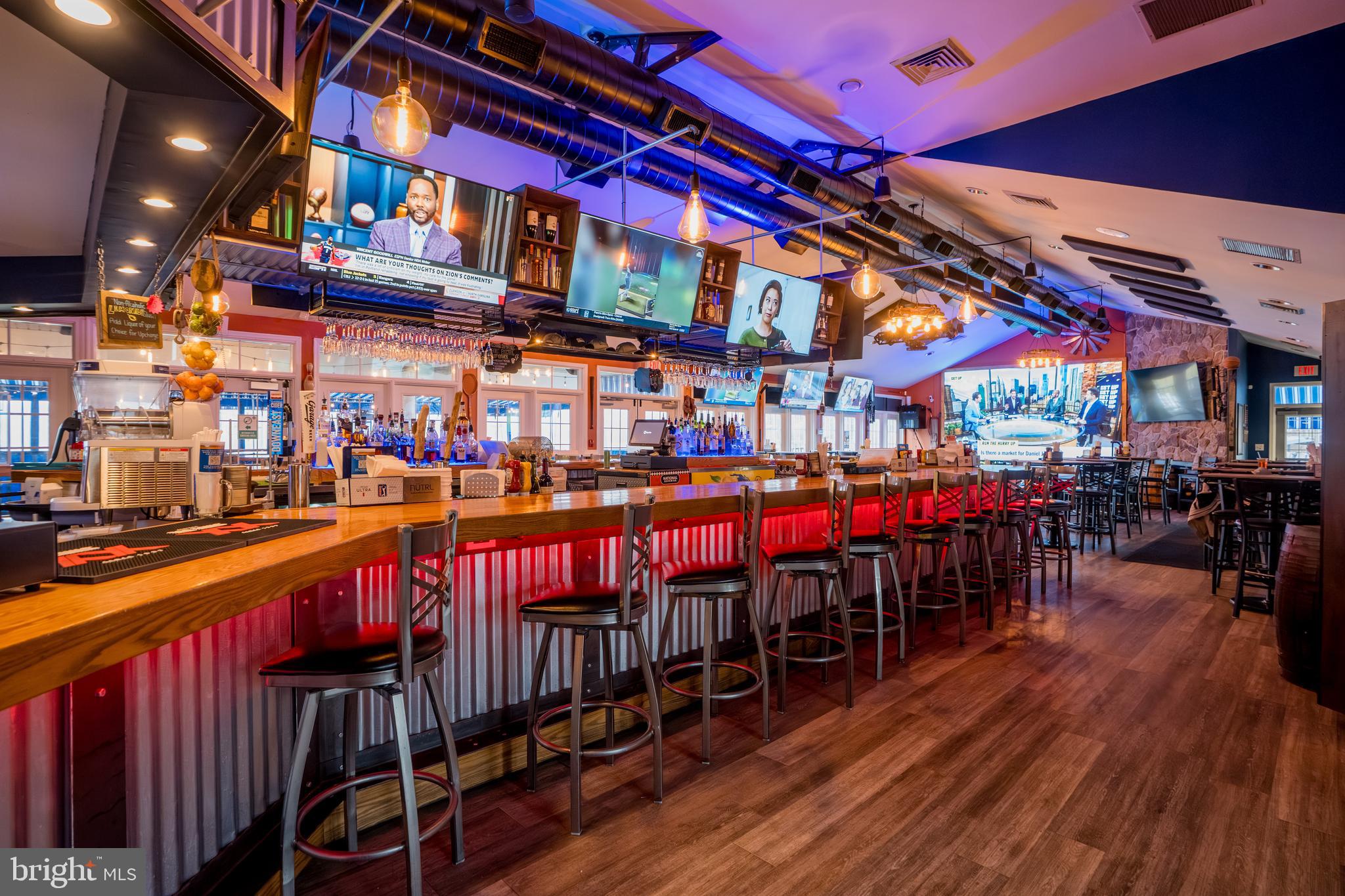 CLUB AT PATRIOTS GLEN - Residential