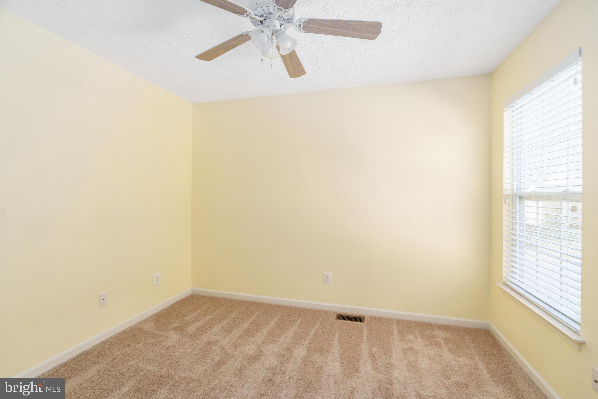 CLUB AT PATRIOTS GLEN - Residential