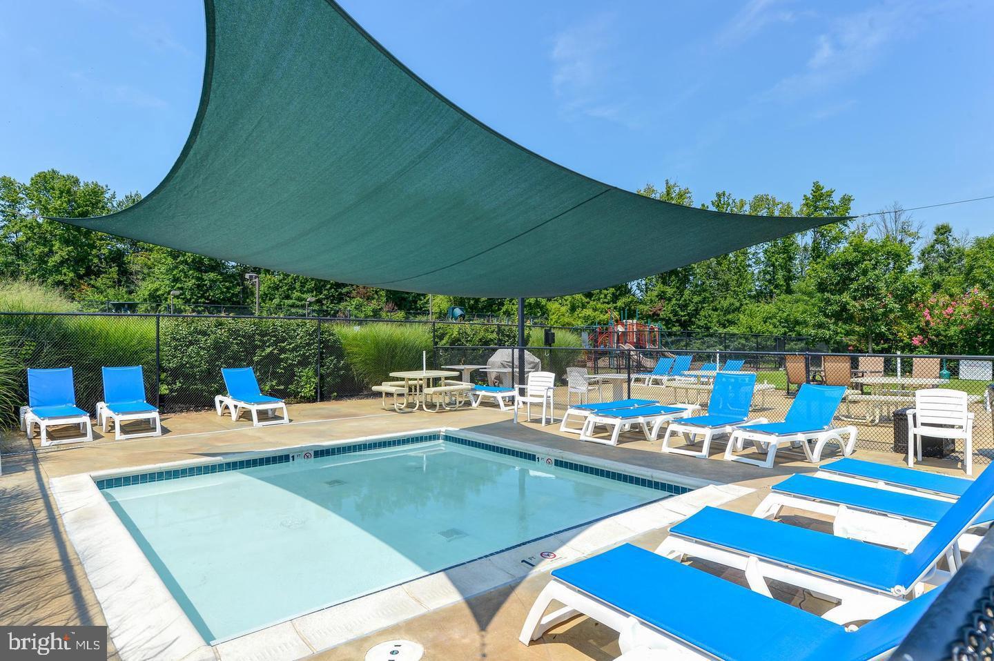 CLUB AT PATRIOTS GLEN - Residential