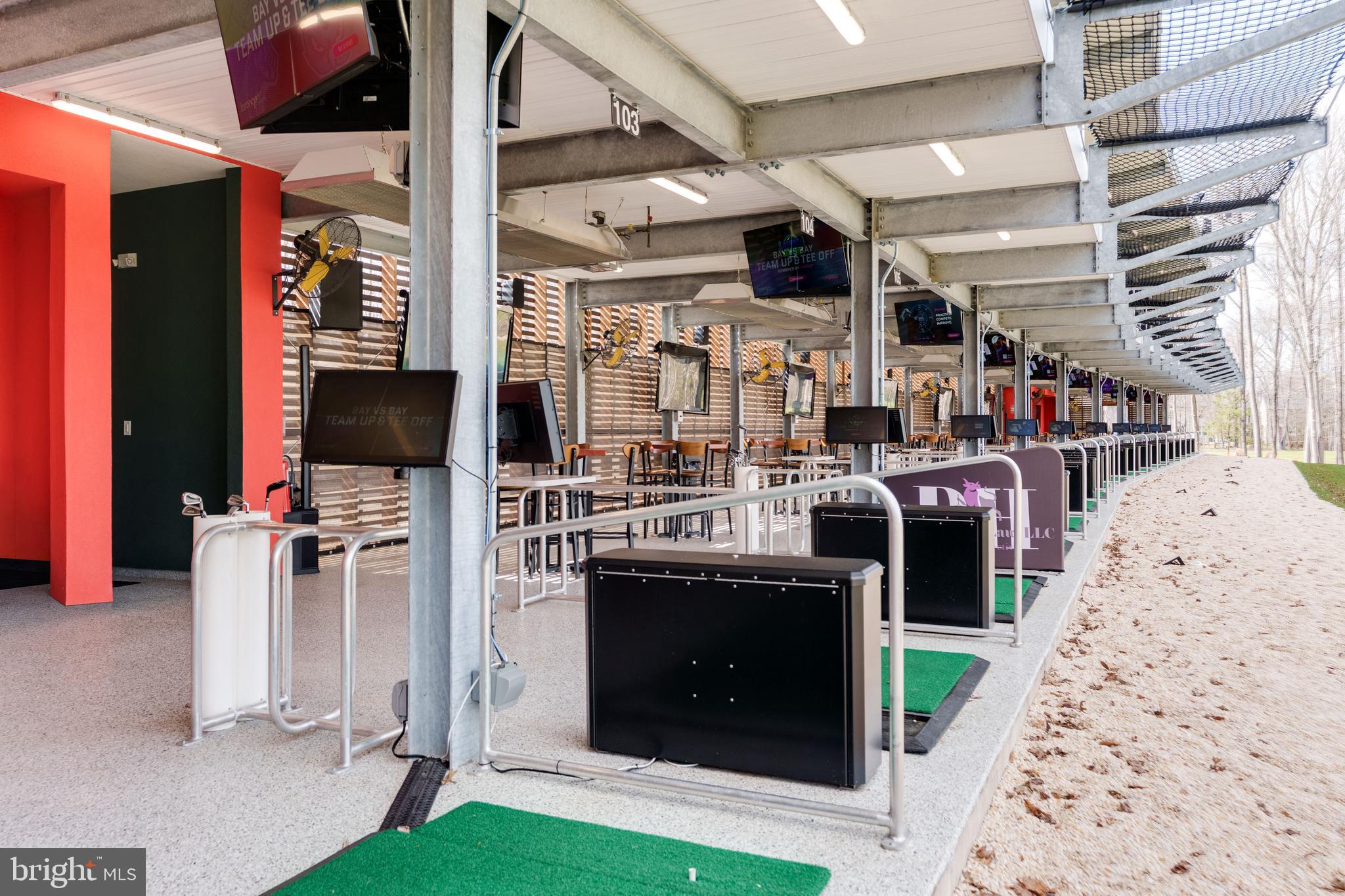 CLUB AT PATRIOTS GLEN - Residential