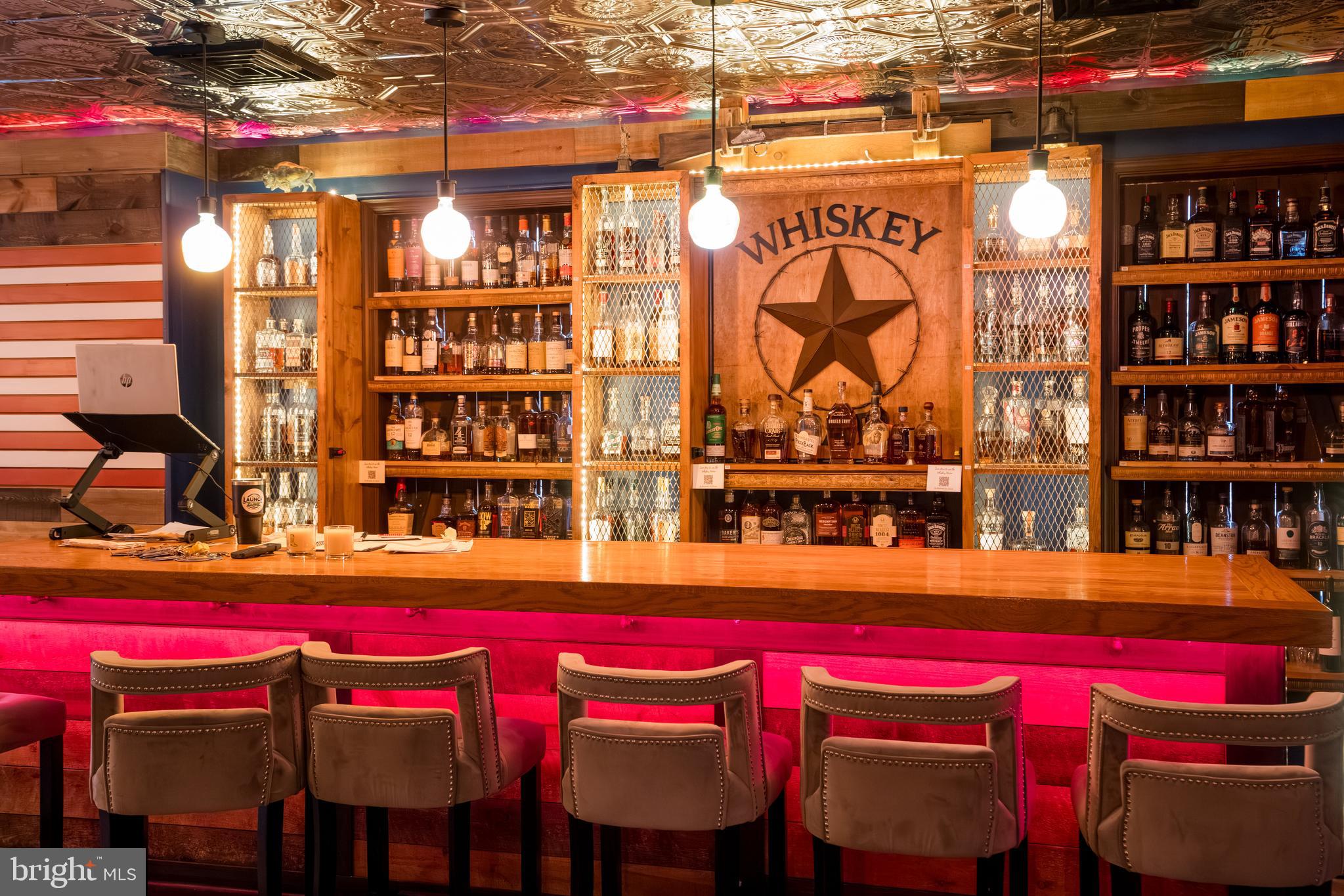 CLUB AT PATRIOTS GLEN - Residential