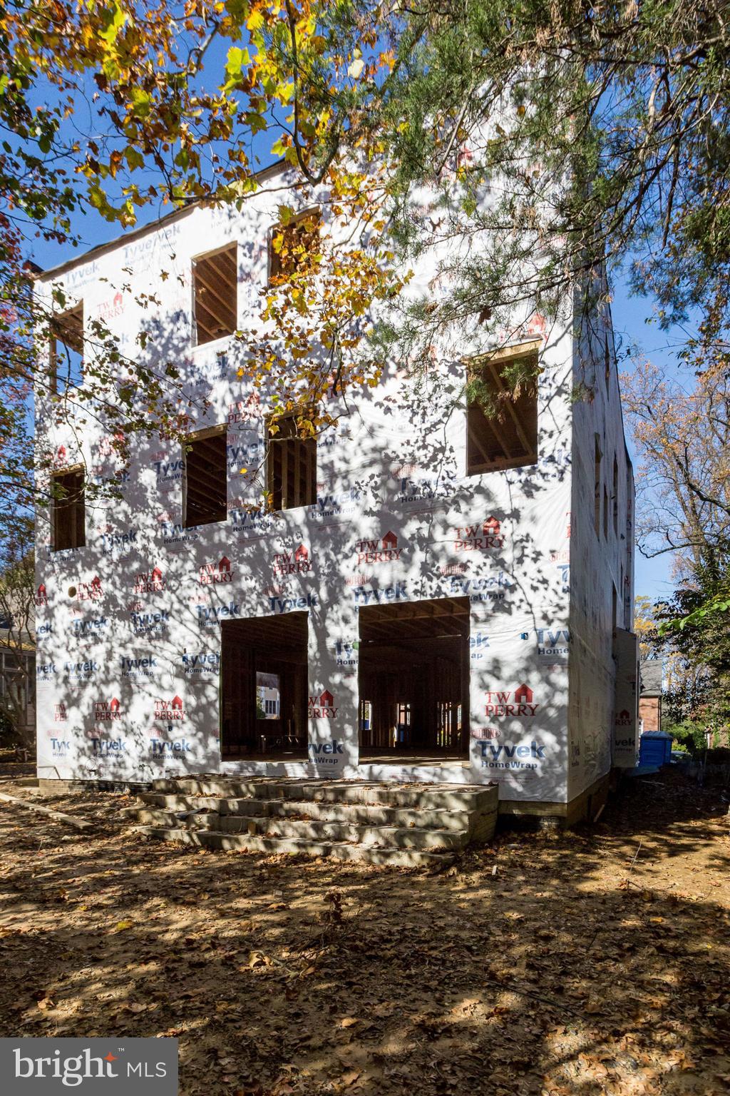 ARLINGTON - Residential