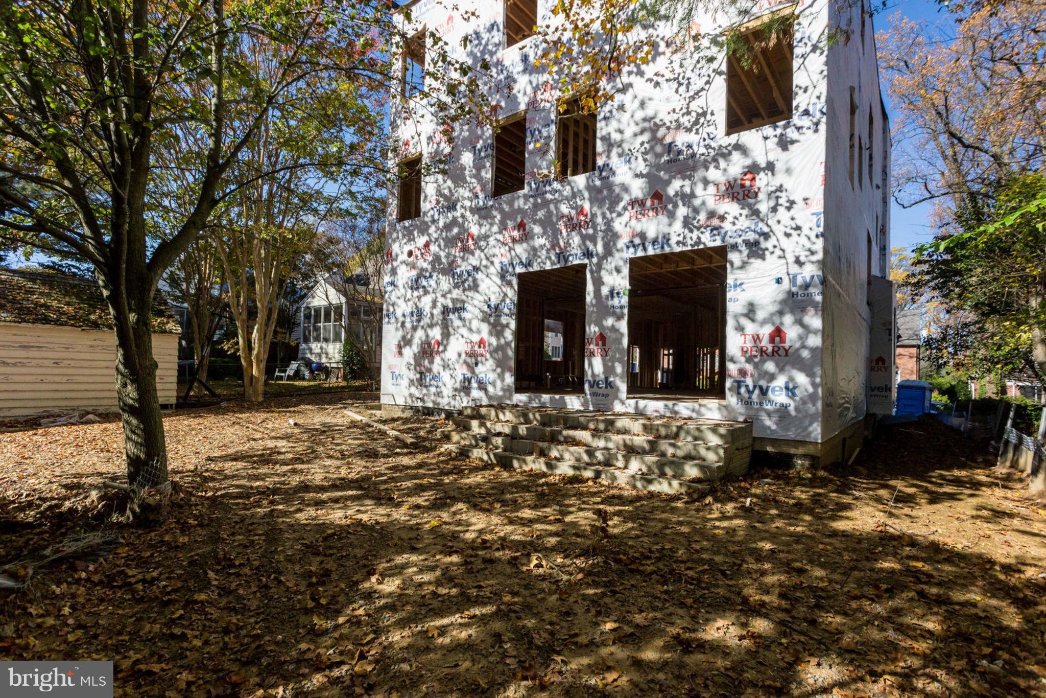 ARLINGTON - Residential