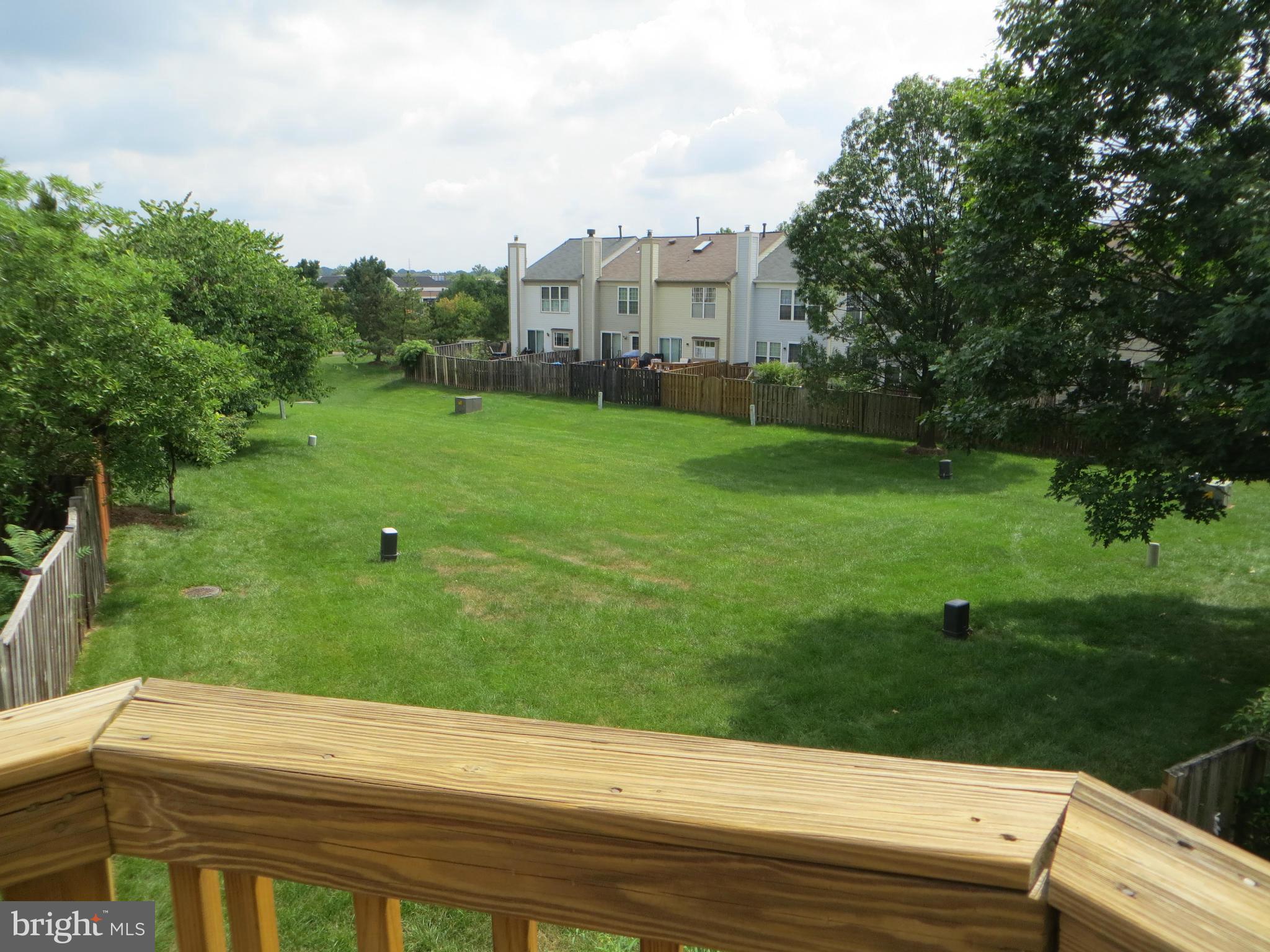 ASHBURN FARM - Residential Lease